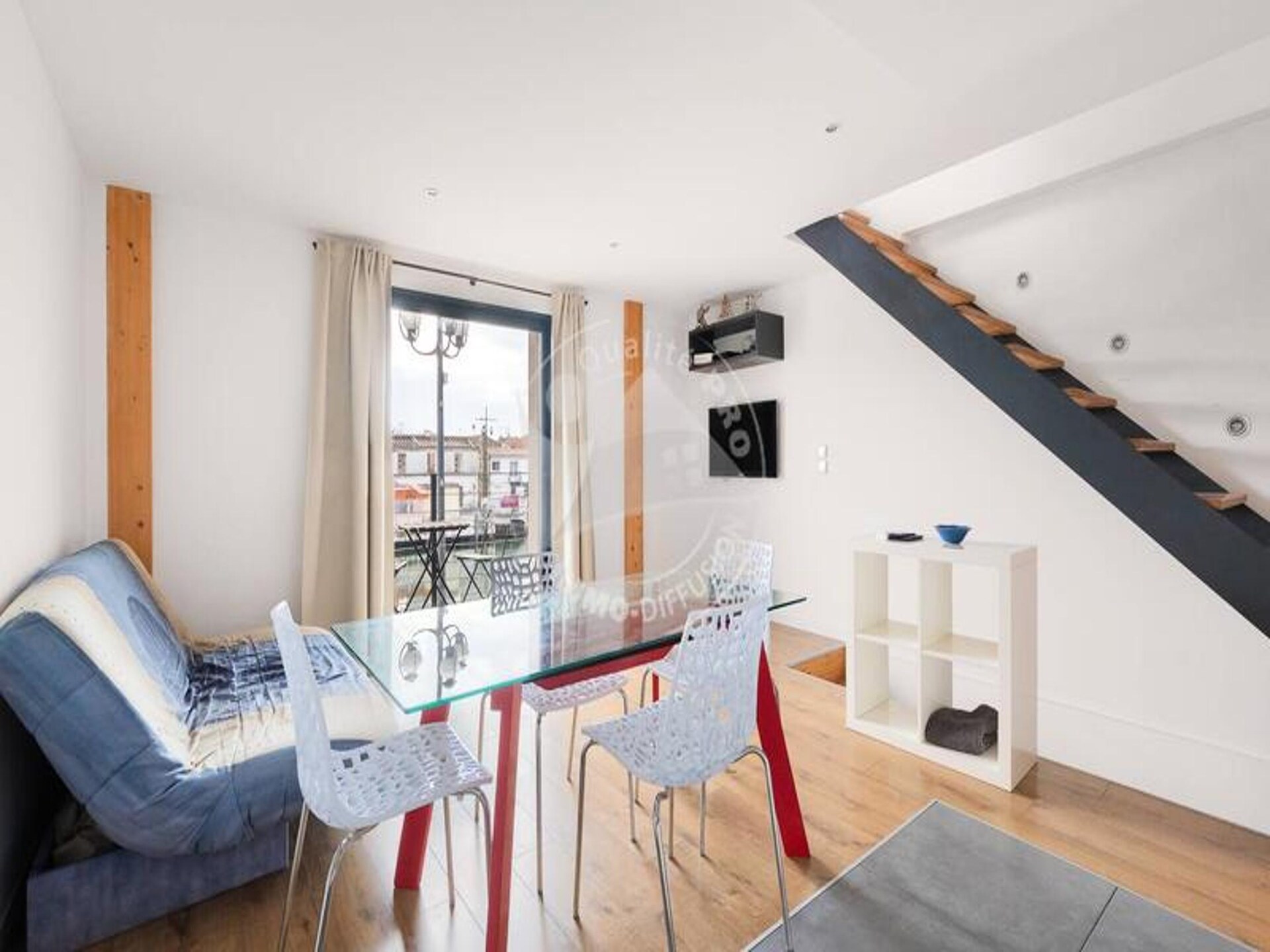 Duplex aan de haven: vakantieappartement met kanaalzicht in Le Grau du Roi - foto 4