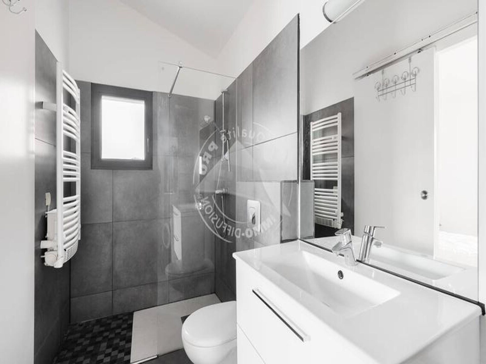 Duplex aan de haven: vakantieappartement met kanaalzicht in Le Grau du Roi - foto 11