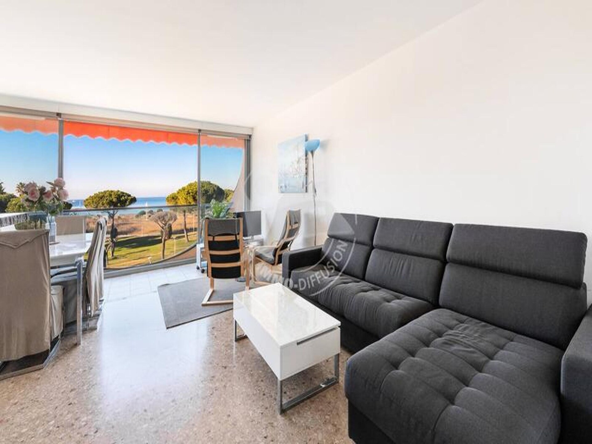 Gerenoveerd appartement met zeezicht op 800m van centrum Le Grau du Roi - foto 2