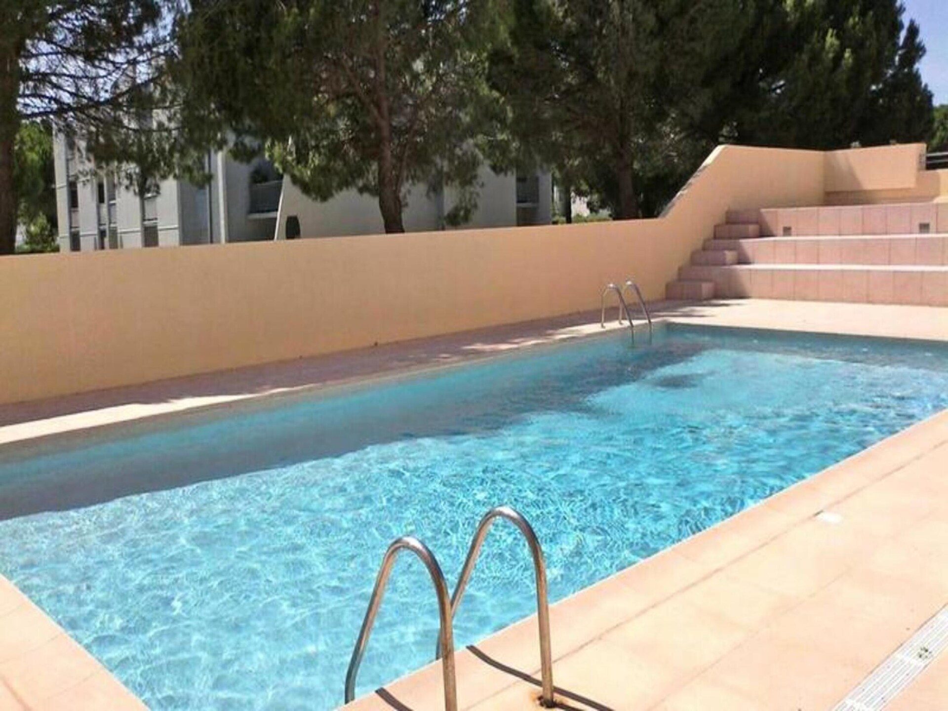 Appartement aan het Meer van Salonika met Zwembad, vlakbij Strand - foto 11