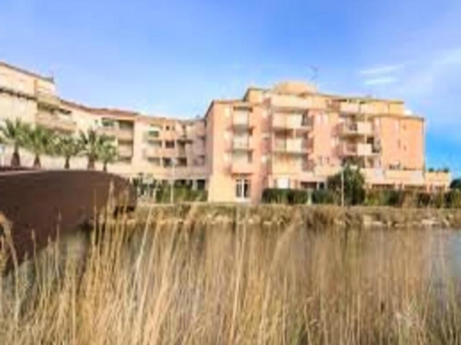 Appartement aan het Meer van Salonika met Zwembad, vlakbij Strand - foto 19