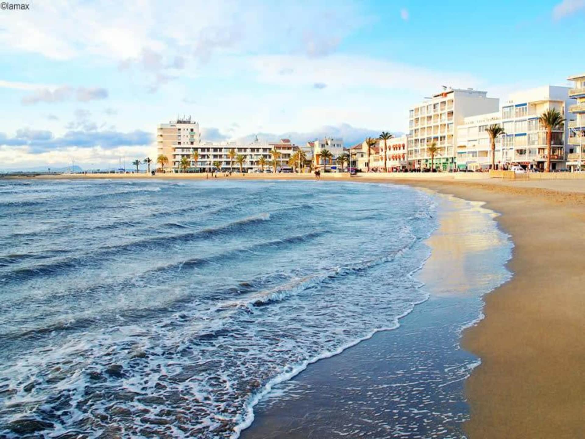 Appartement aan het Meer van Salonika met Zwembad, vlakbij Strand - foto 17