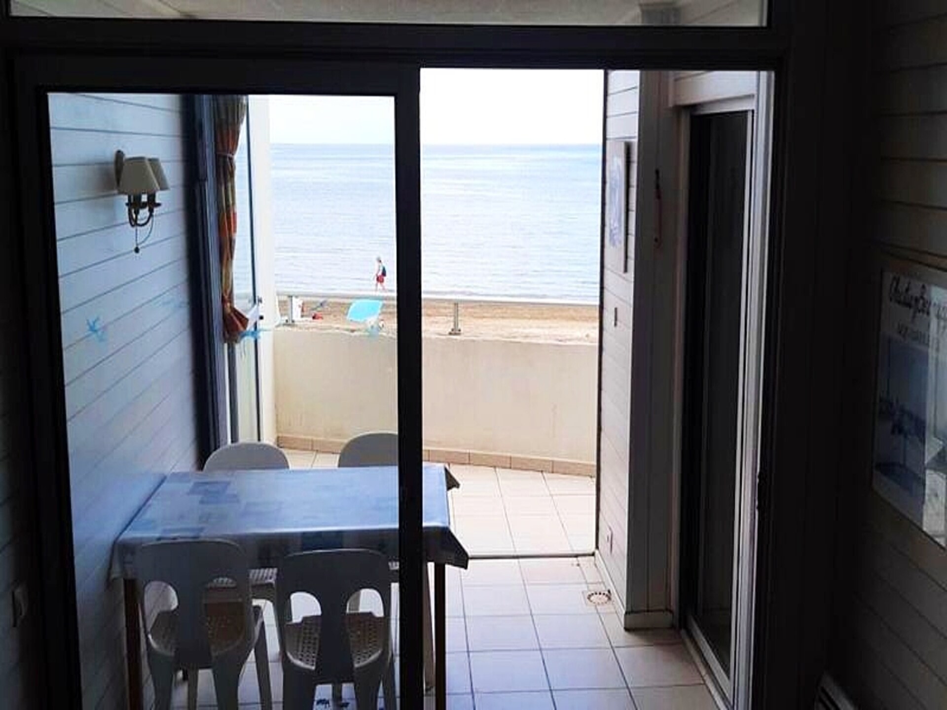 Strandappartement met zeezicht in Le Grau du Roi, op 450m van het centrum - foto 11