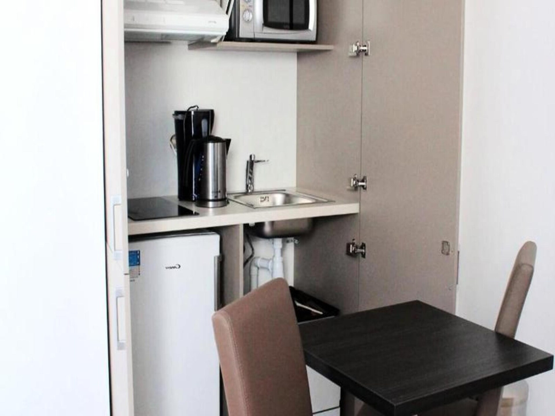 Knusse studio in Colmar met zwembad, vlakbij Klein Venetië - foto 18