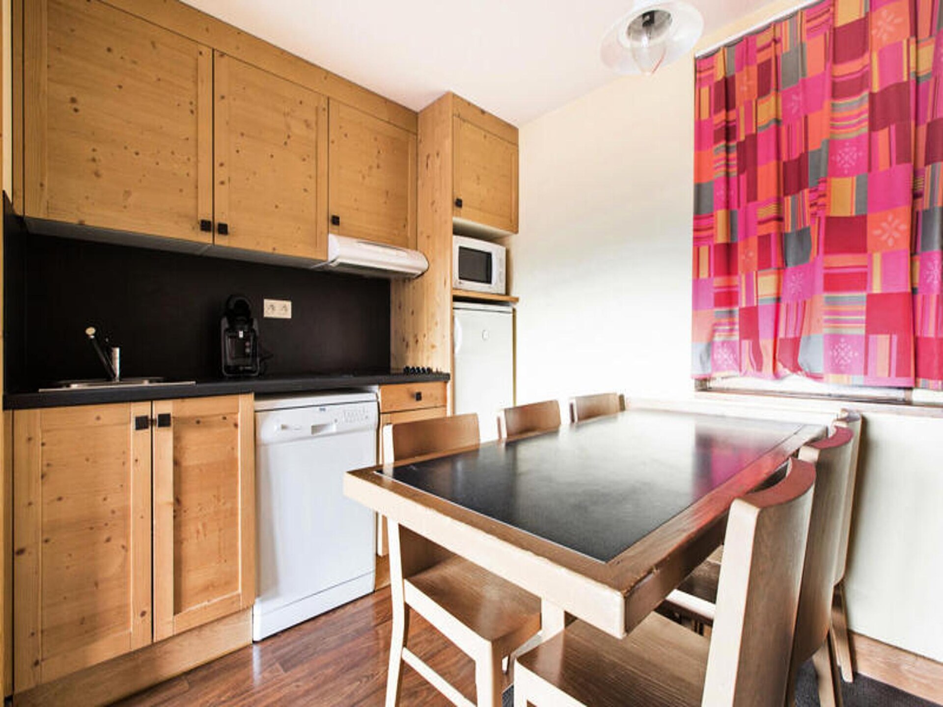 Ruim 7-persoons appartement in het hart van Alpe d'Huez - foto 16