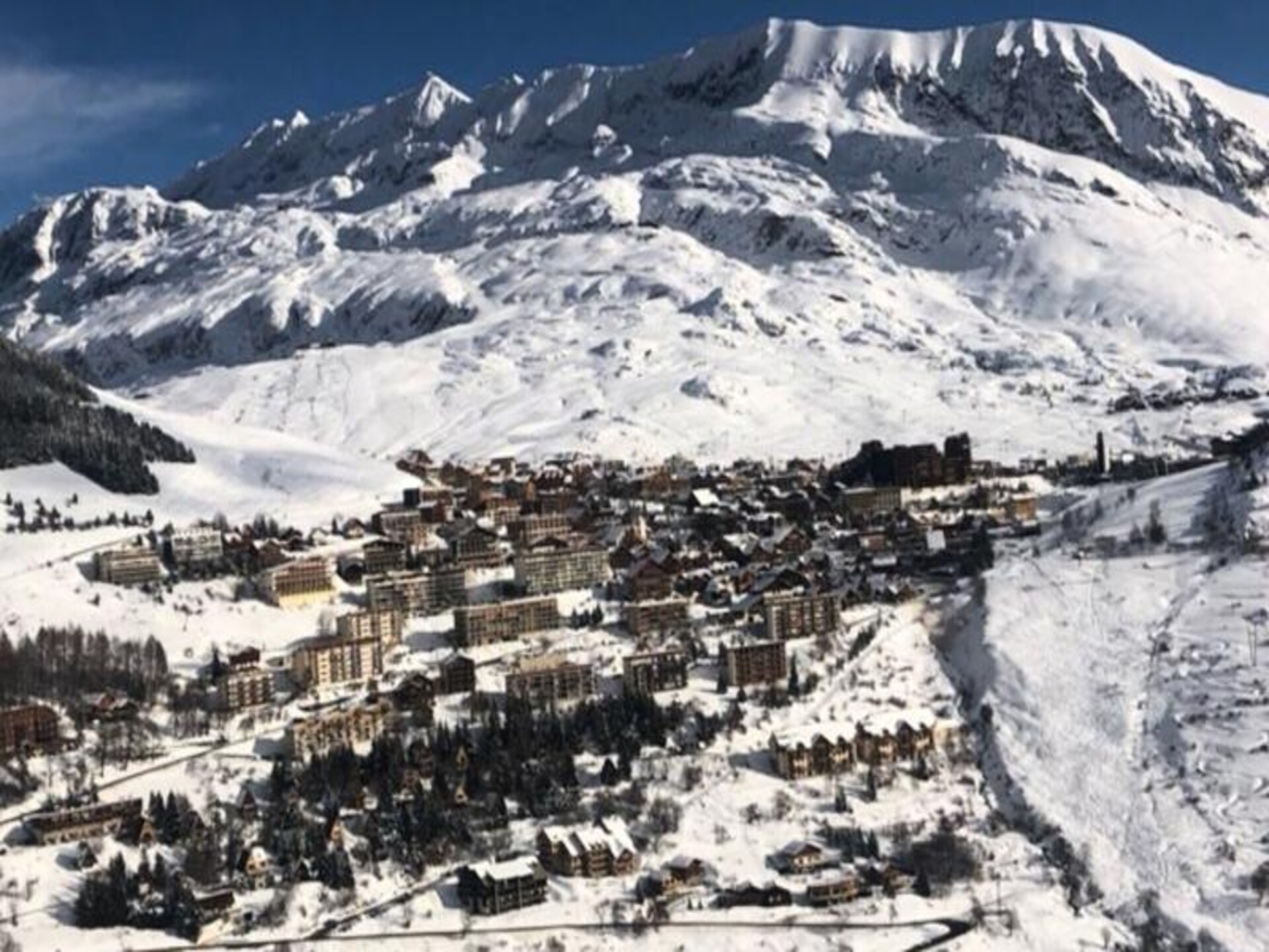 Knus appartement op 100m van centrum Alpe d'Huez met balkon en zwembad - foto 19