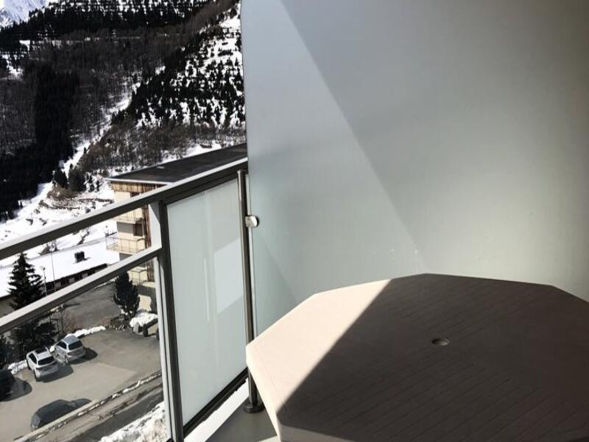 Knusse studio op de piste in Huez – 4 persoons appartement met balkon - foto 14