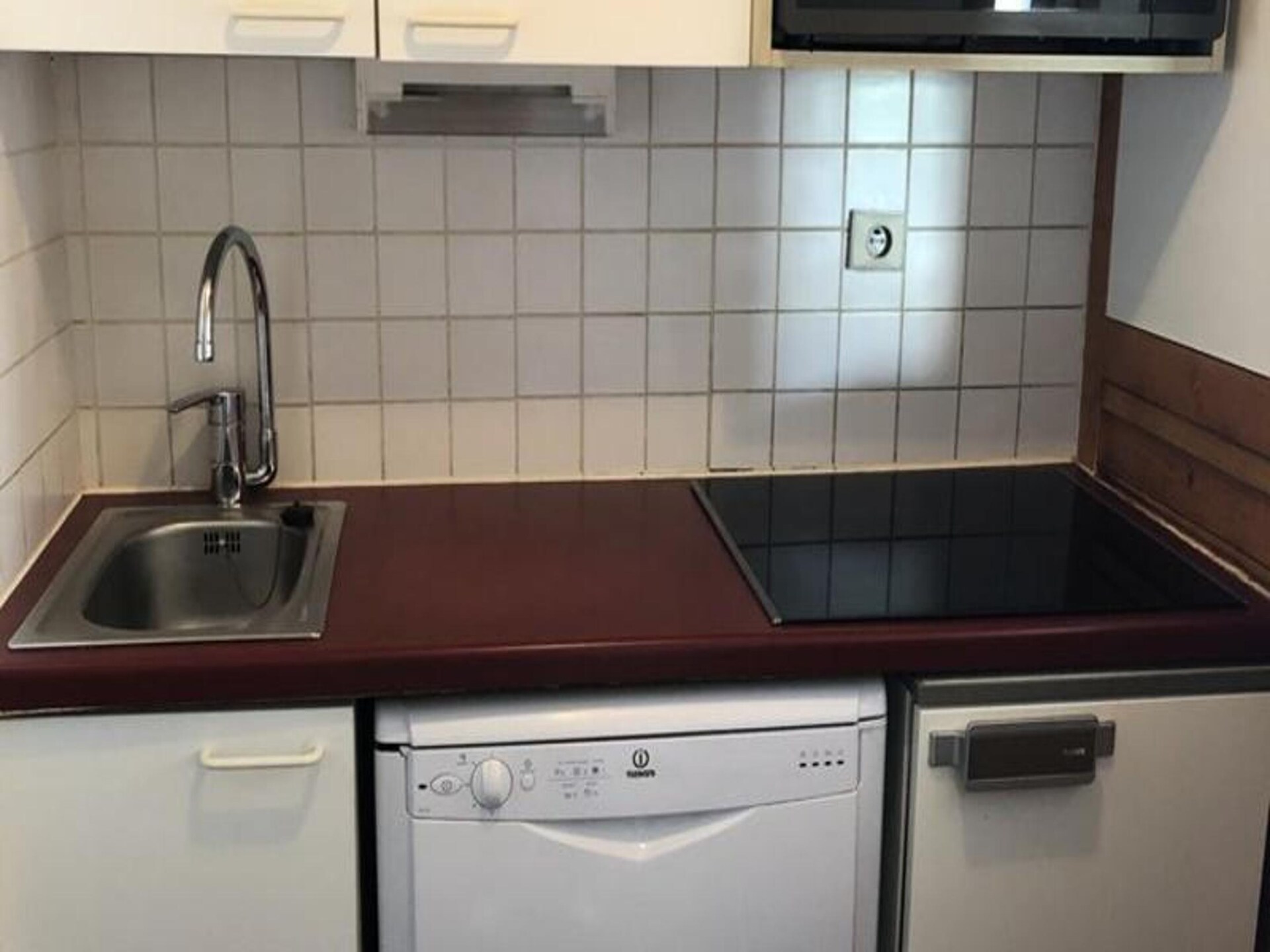 Knus appartement op de eerste verdieping, direct aan de piste in Huez - foto 4