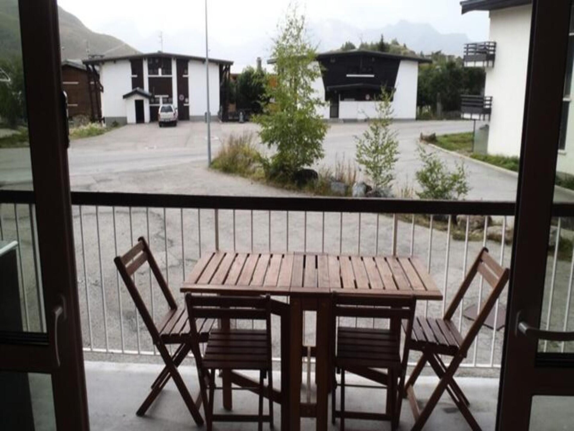 Gezellig ski-appartement in Huez met zuidelijk balkon en skikast - foto 10