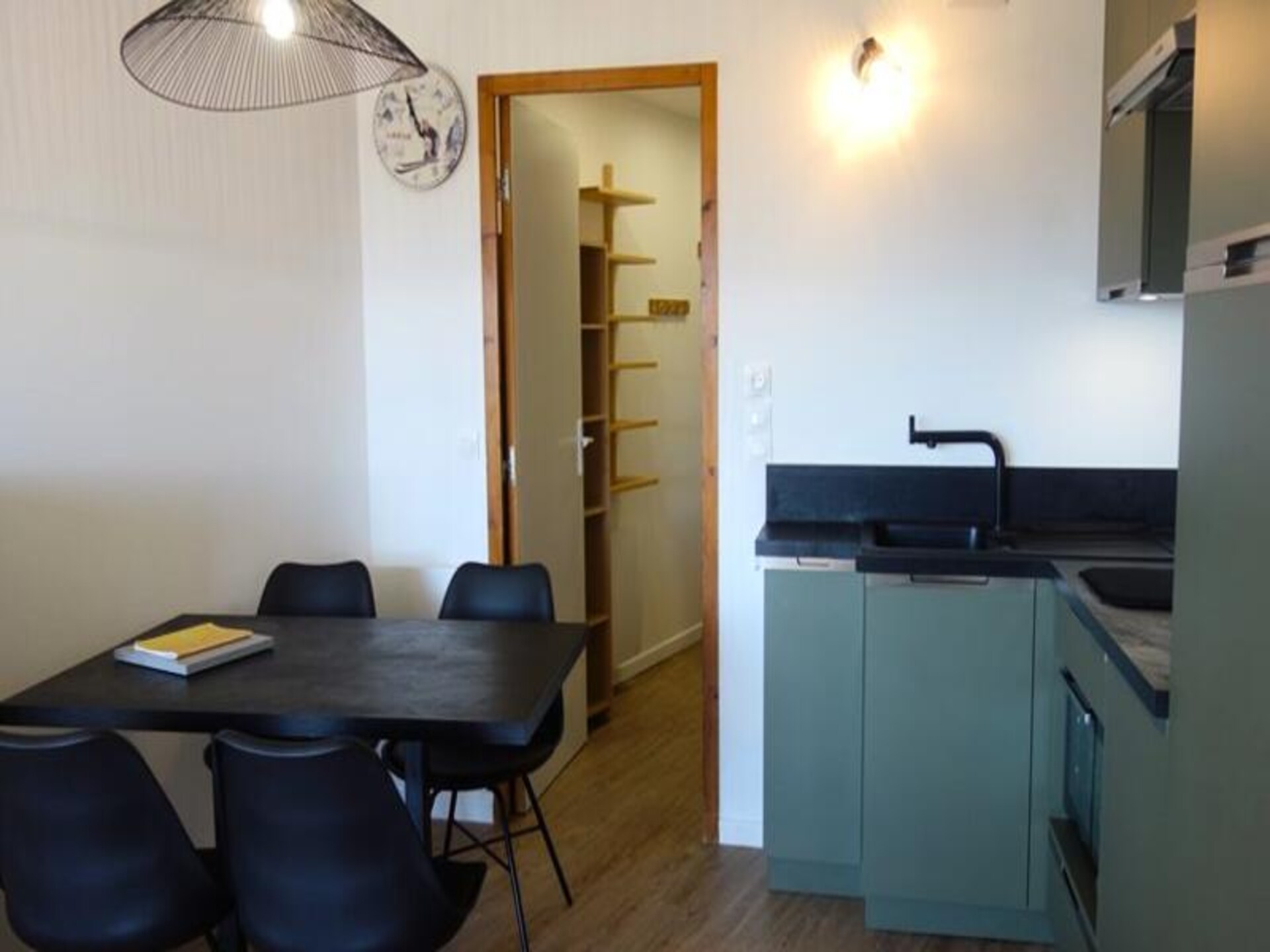 Knus appartement op de pistes in Huez met zuidbalkon - foto 8