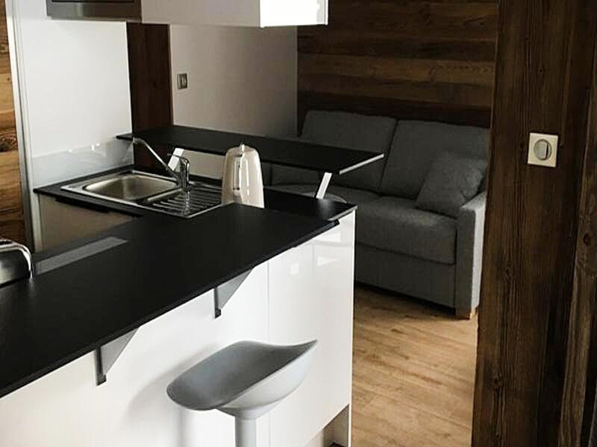 Ski-in appartement Résidence Taburle: 4p, bovenaan station Huez, direct aan piste - foto 7