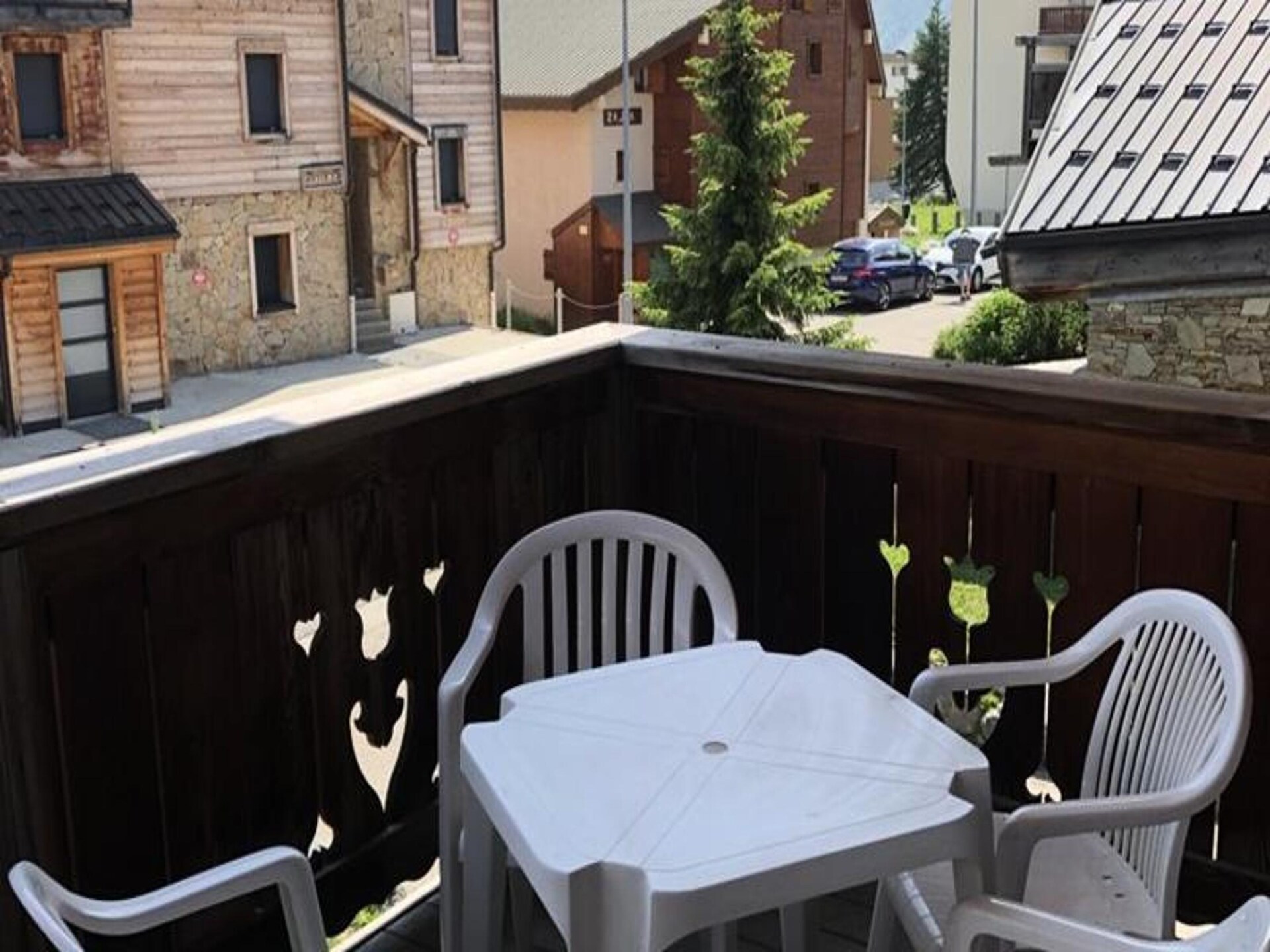 Chalet Alpina: Knus appartement op 43m² direct aan de piste in Huez - foto 6