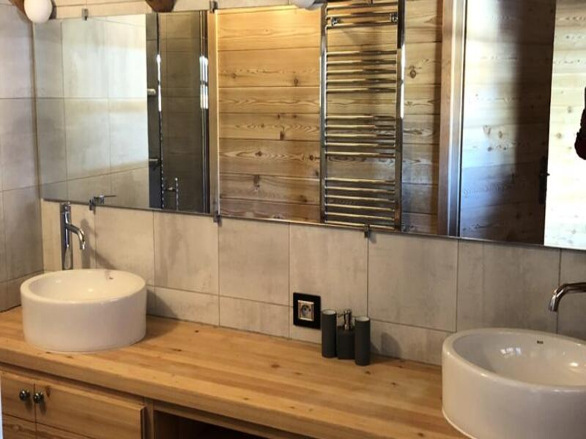 Groot chalet voor 10 personen aan de voet van de pistes in Huez - foto 15