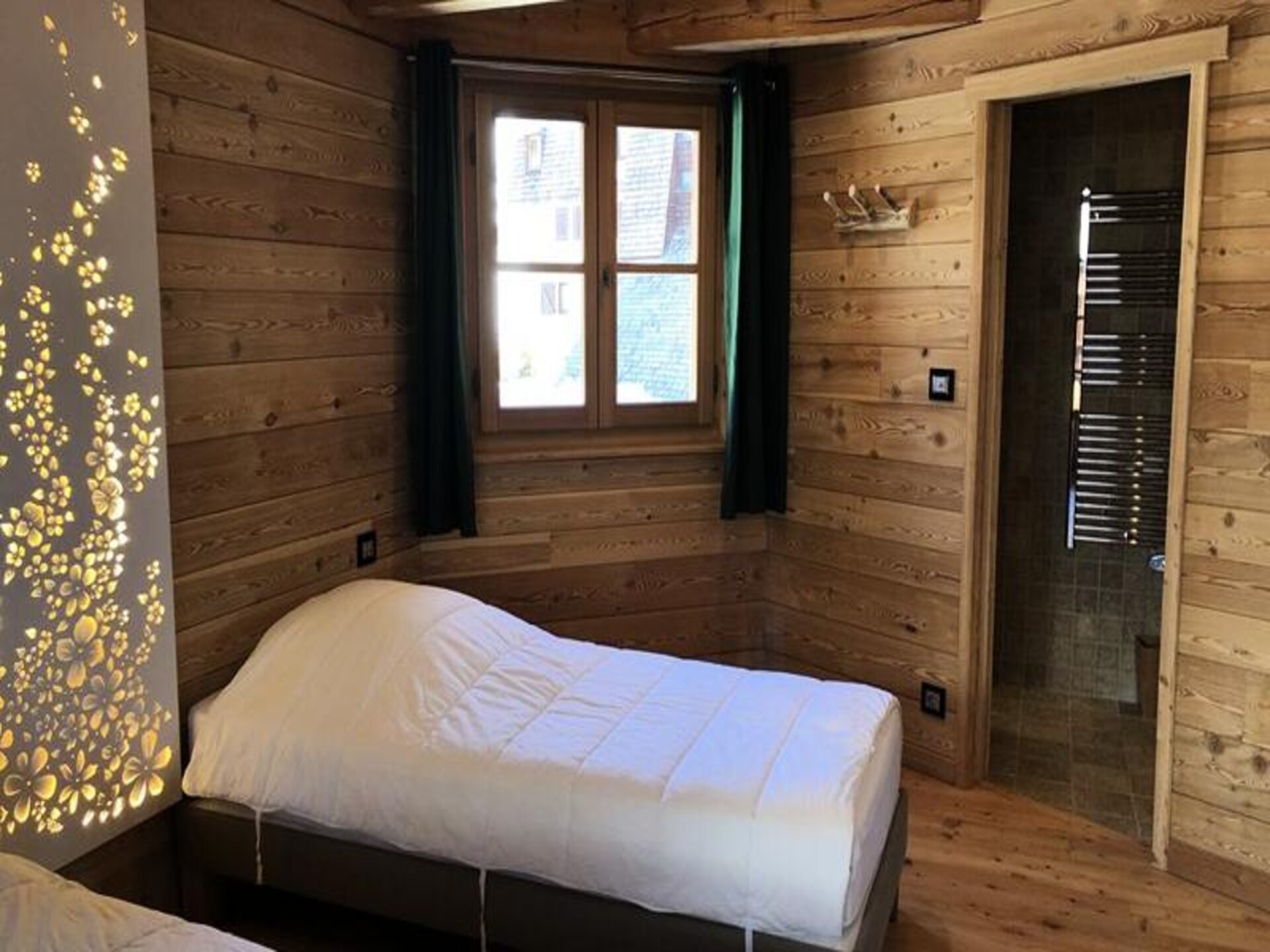 Groot chalet voor 10 personen aan de voet van de pistes in Huez - foto 21