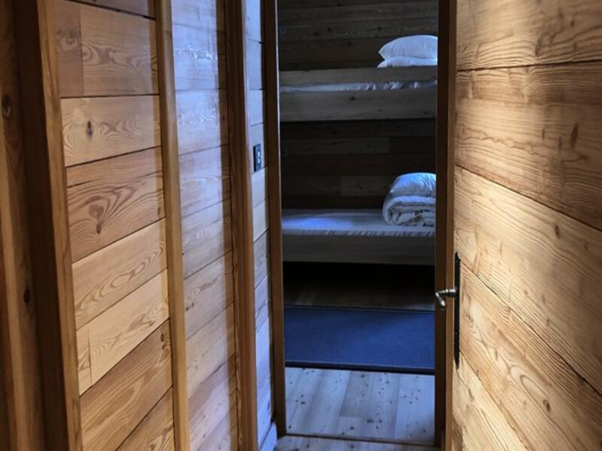 Groot chalet voor 10 personen aan de voet van de pistes in Huez - foto 39
