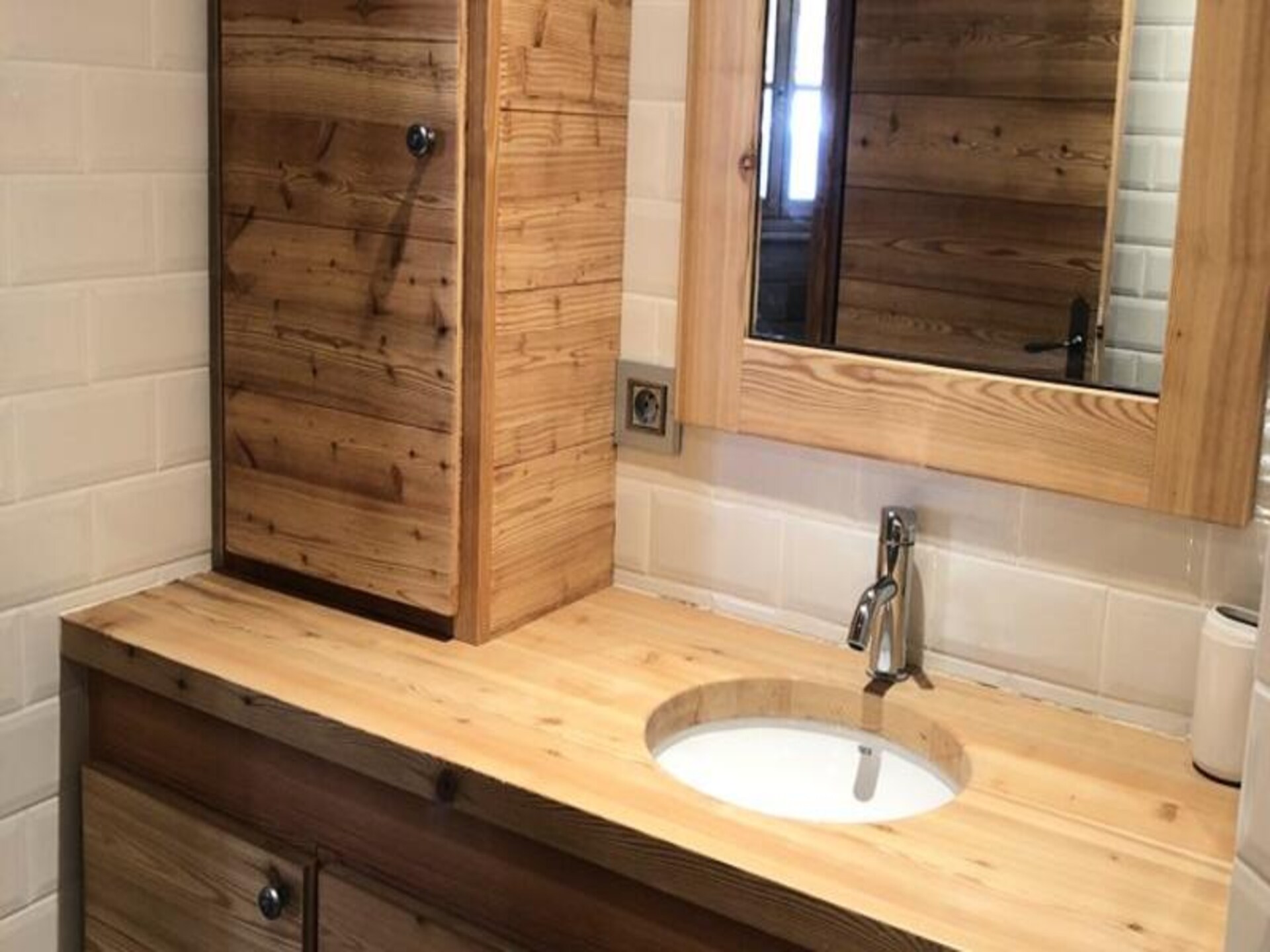 Groot chalet voor 10 personen aan de voet van de pistes in Huez - foto 45
