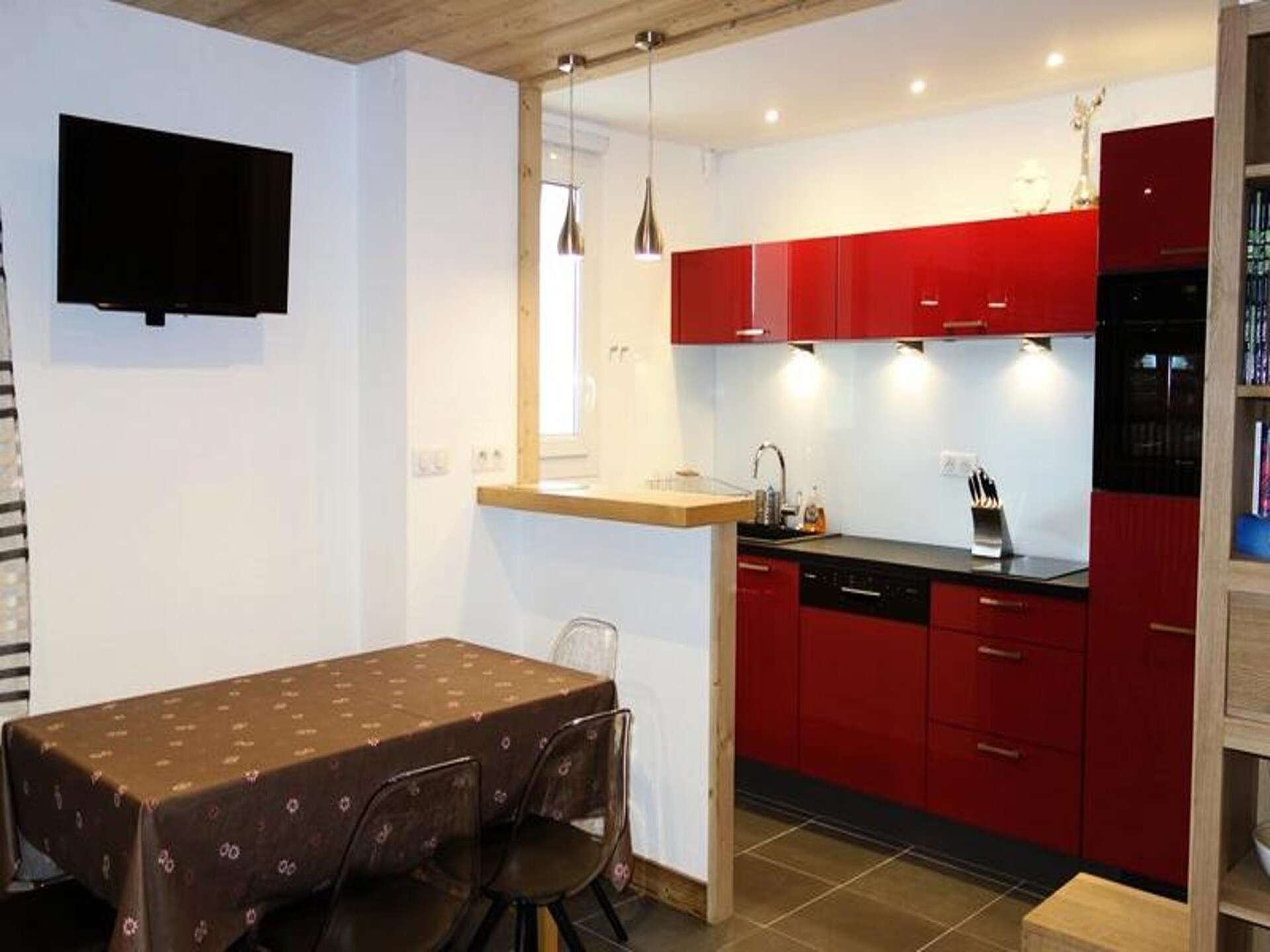 Appartement Résidence Res.de L'alpe: 7-persoons ski-accommodatie in hartje Huez - foto 4