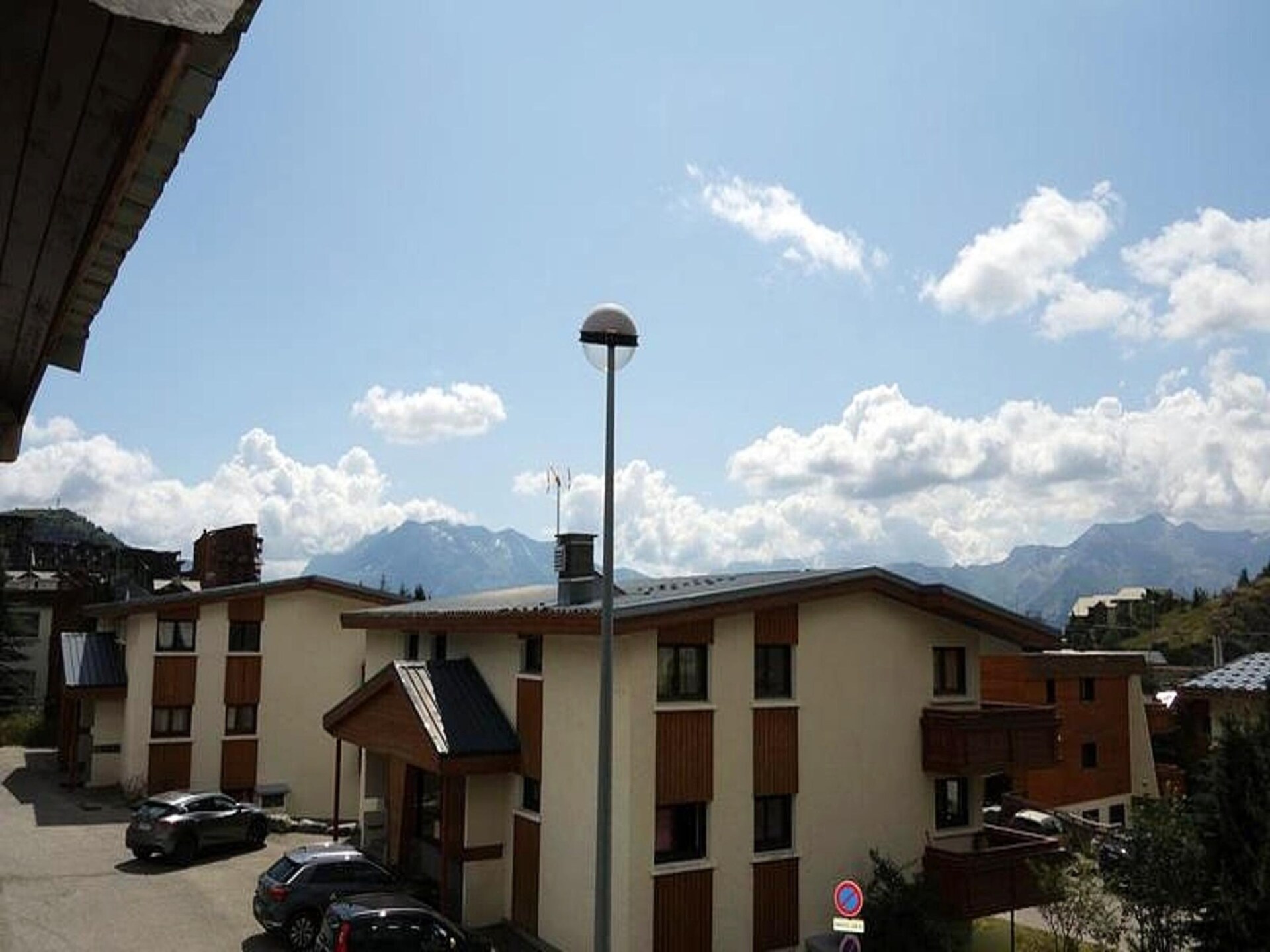 Knus appartement op de piste in Huez met balkon op het zuiden - foto 17