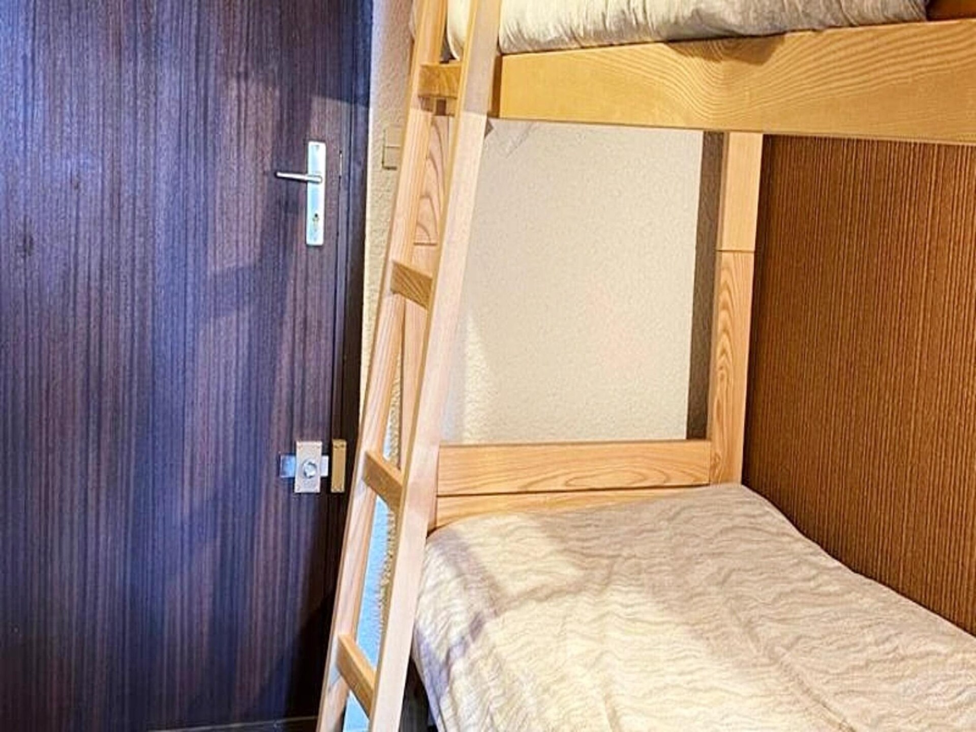 Knus appartement op de piste in Huez met balkon op het zuiden - foto 9