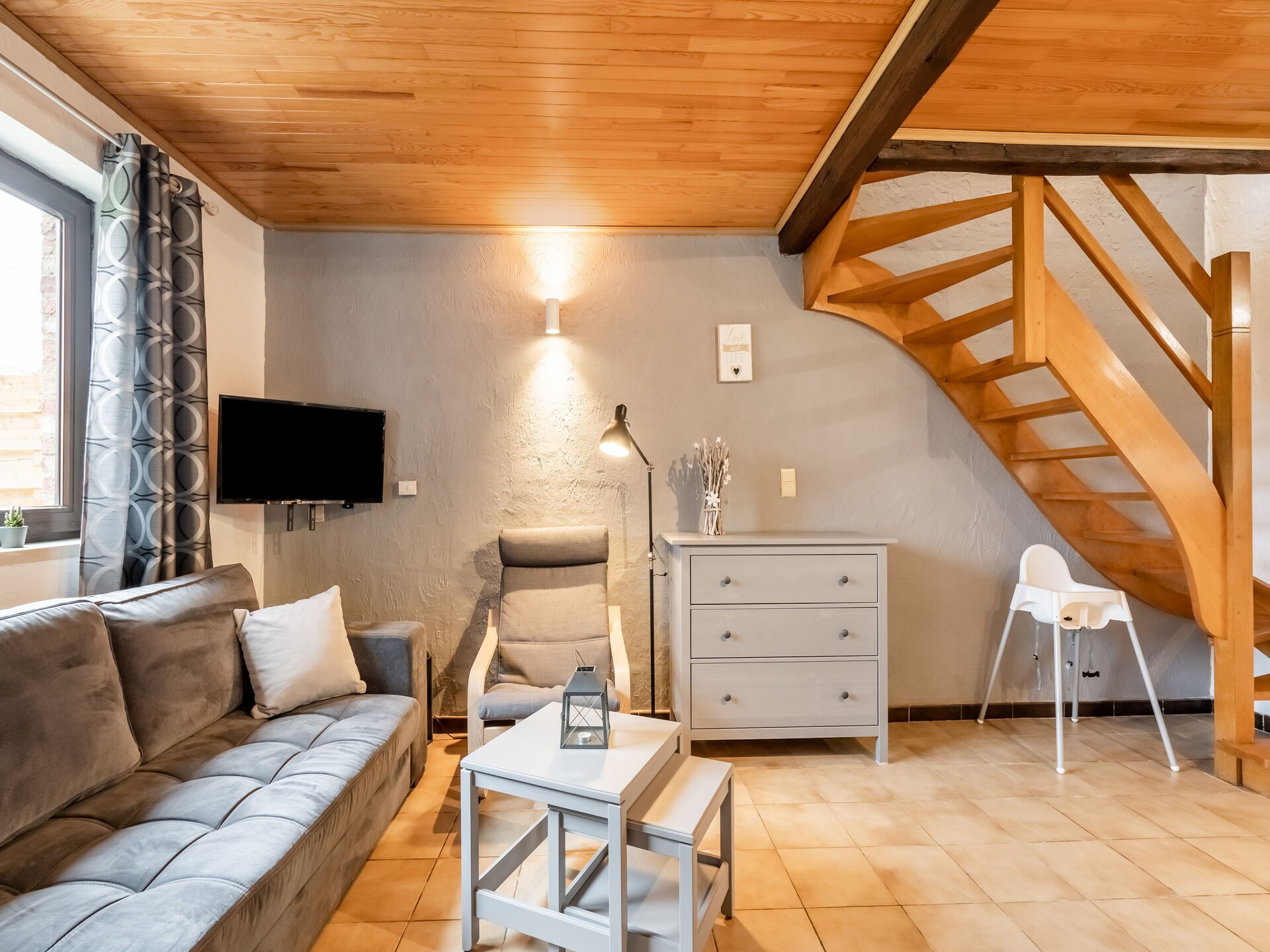 6-persoons landhuis in Lessive met tuin, terras en barbecue - foto 12