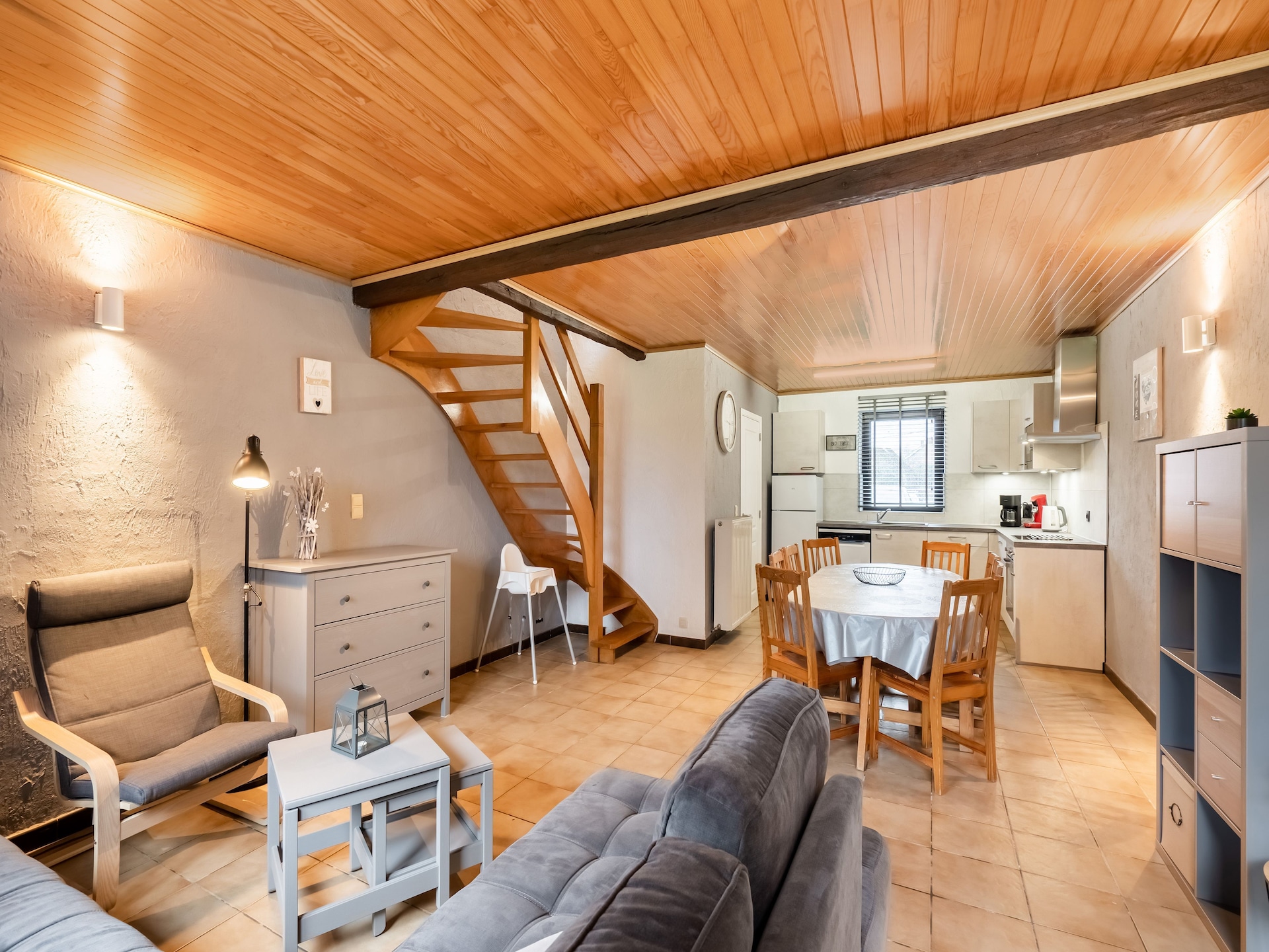 6-persoons landhuis in Lessive met tuin, terras en barbecue - foto 15