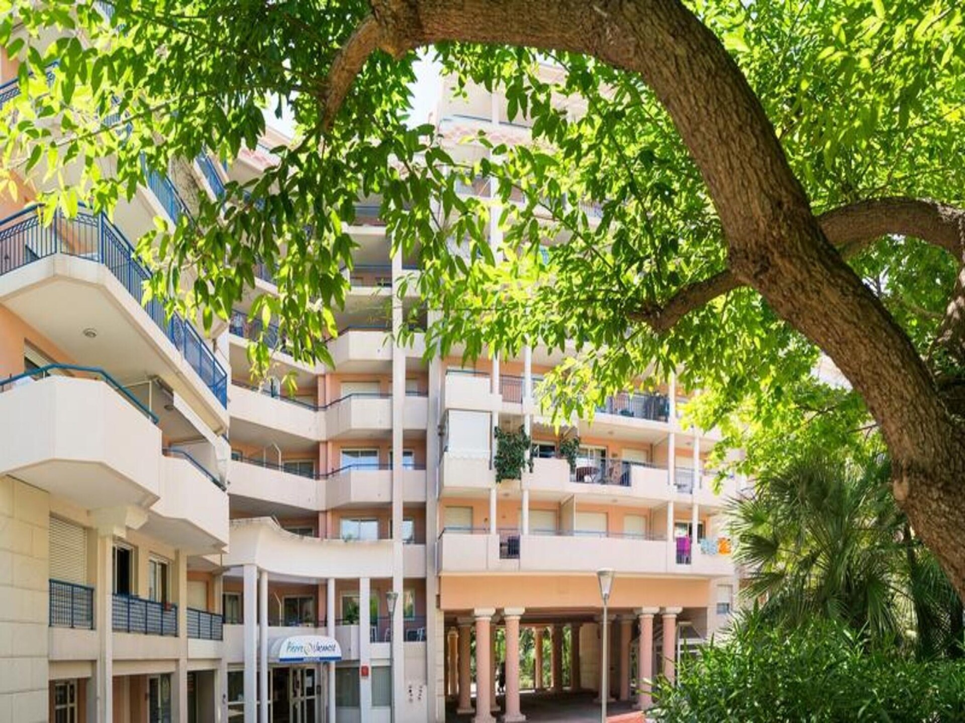 Licht appartement op 50m van het strand in Menton, voor 5 personen - foto 9