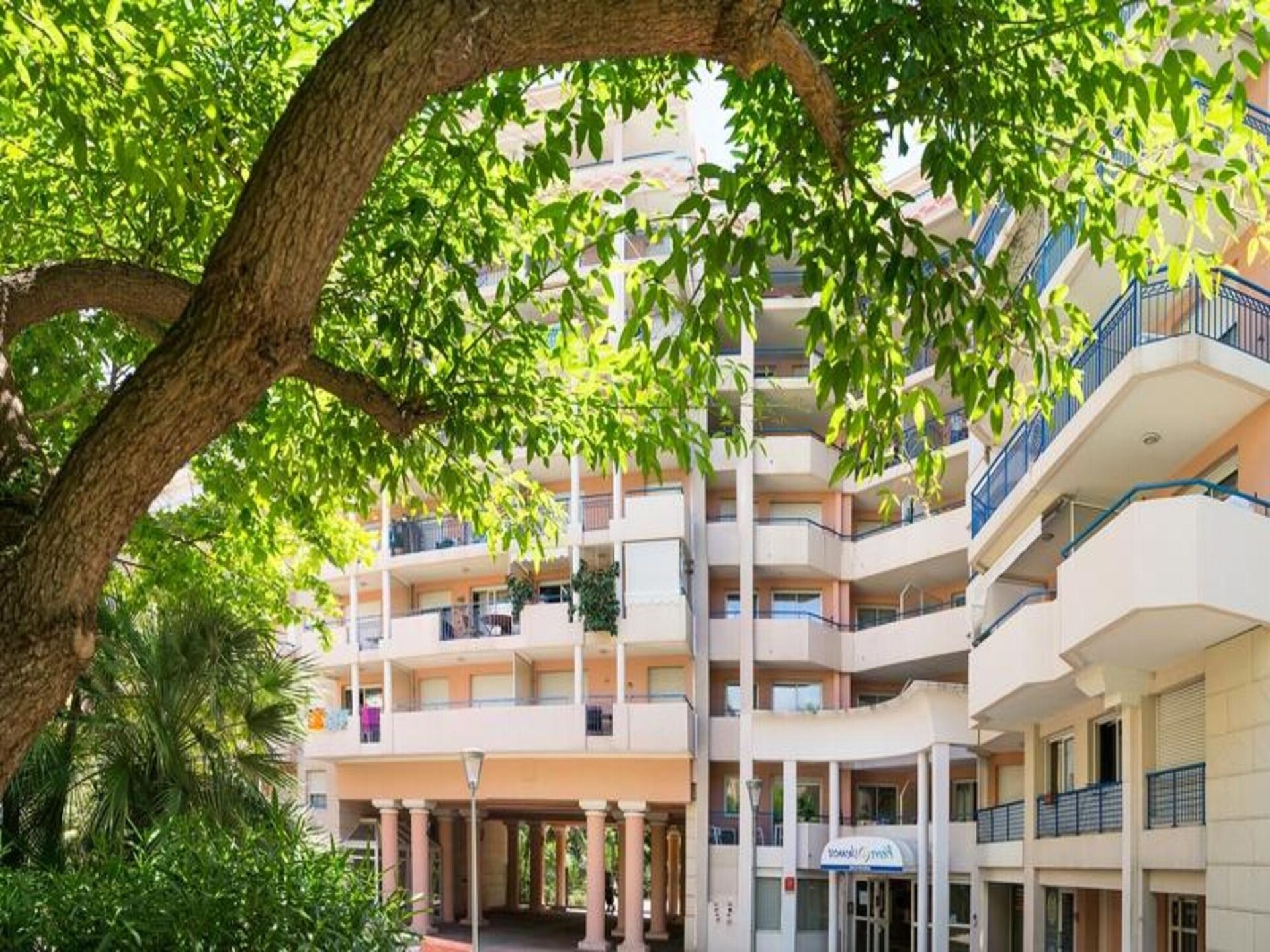 Licht appartement op 50m van het strand in Menton, voor 5 personen - foto 13