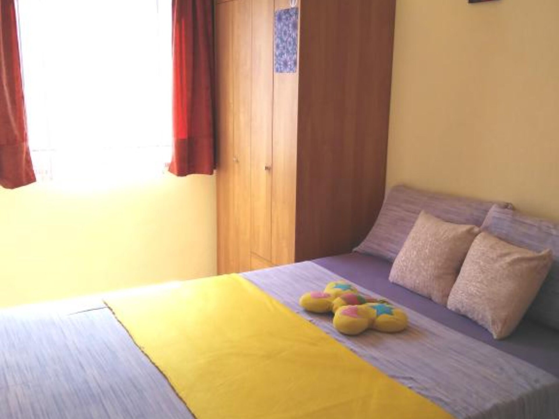 Ruim appartement met drie slaapkamers vlakbij zee in Okrug Gornji - foto 20