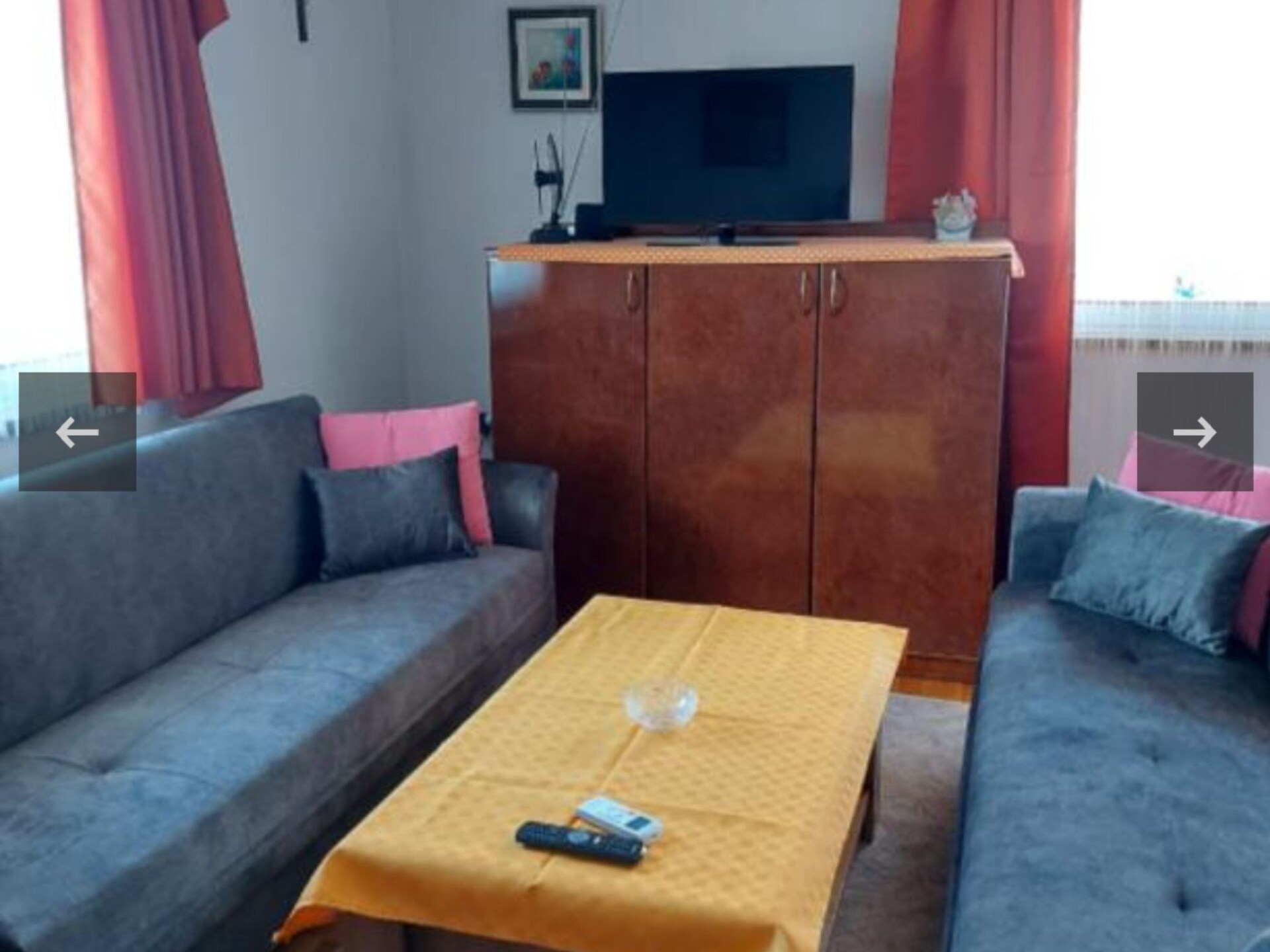 Ruim appartement met drie slaapkamers vlakbij zee in Okrug Gornji - foto 3