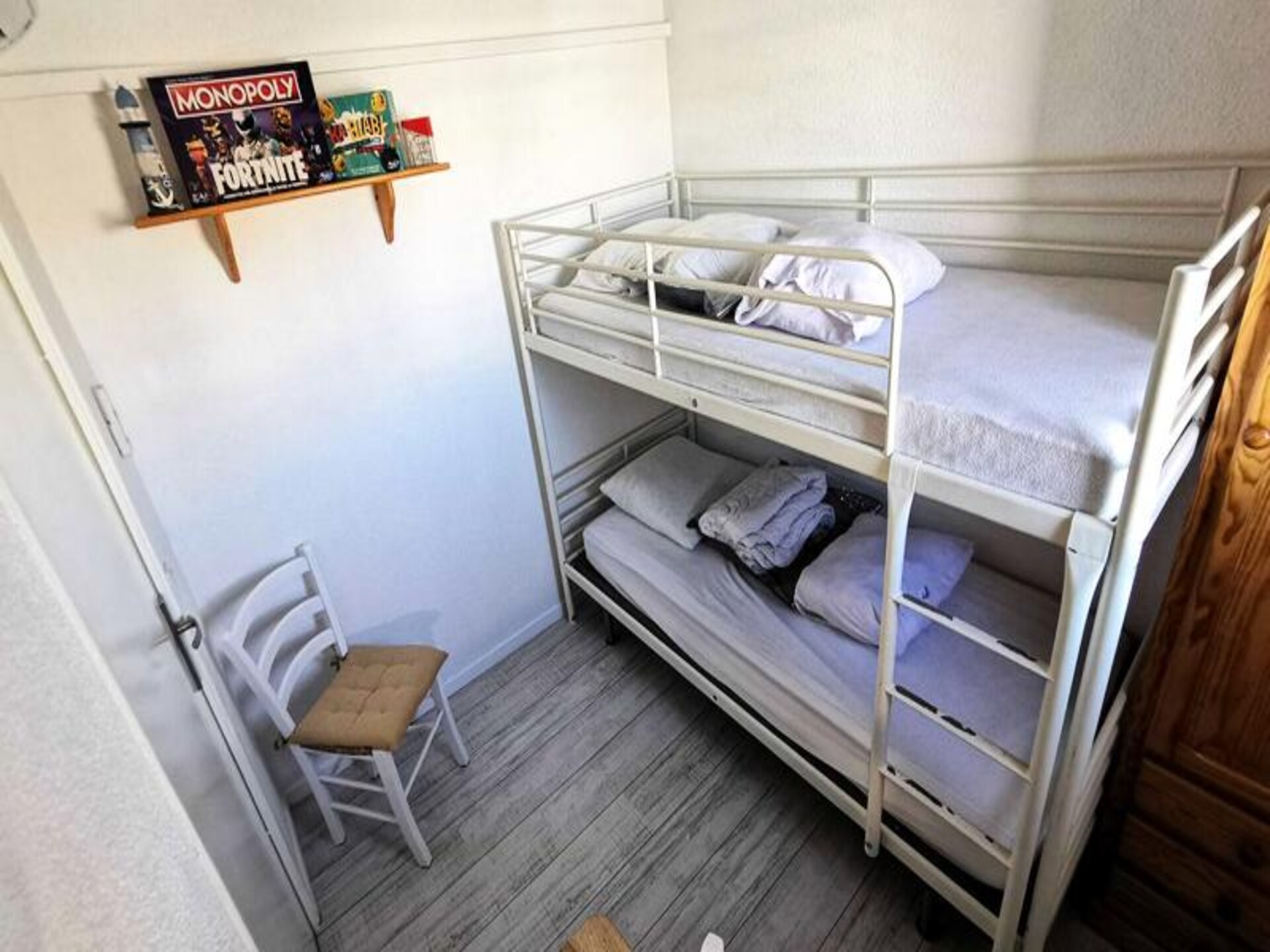 Licht appartement met havenzicht in Leucate, 800m van het strand - foto 10