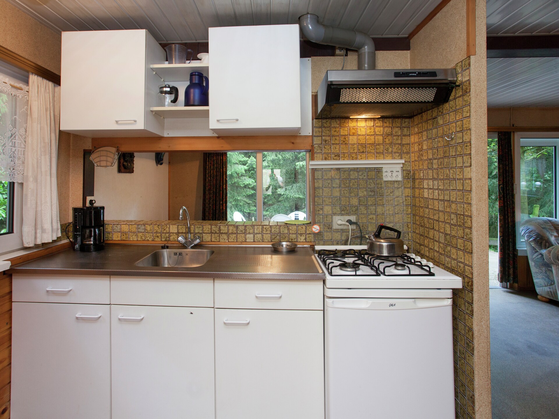 4-persoons chalet met omheinde tuin in Lanklaar - foto 4