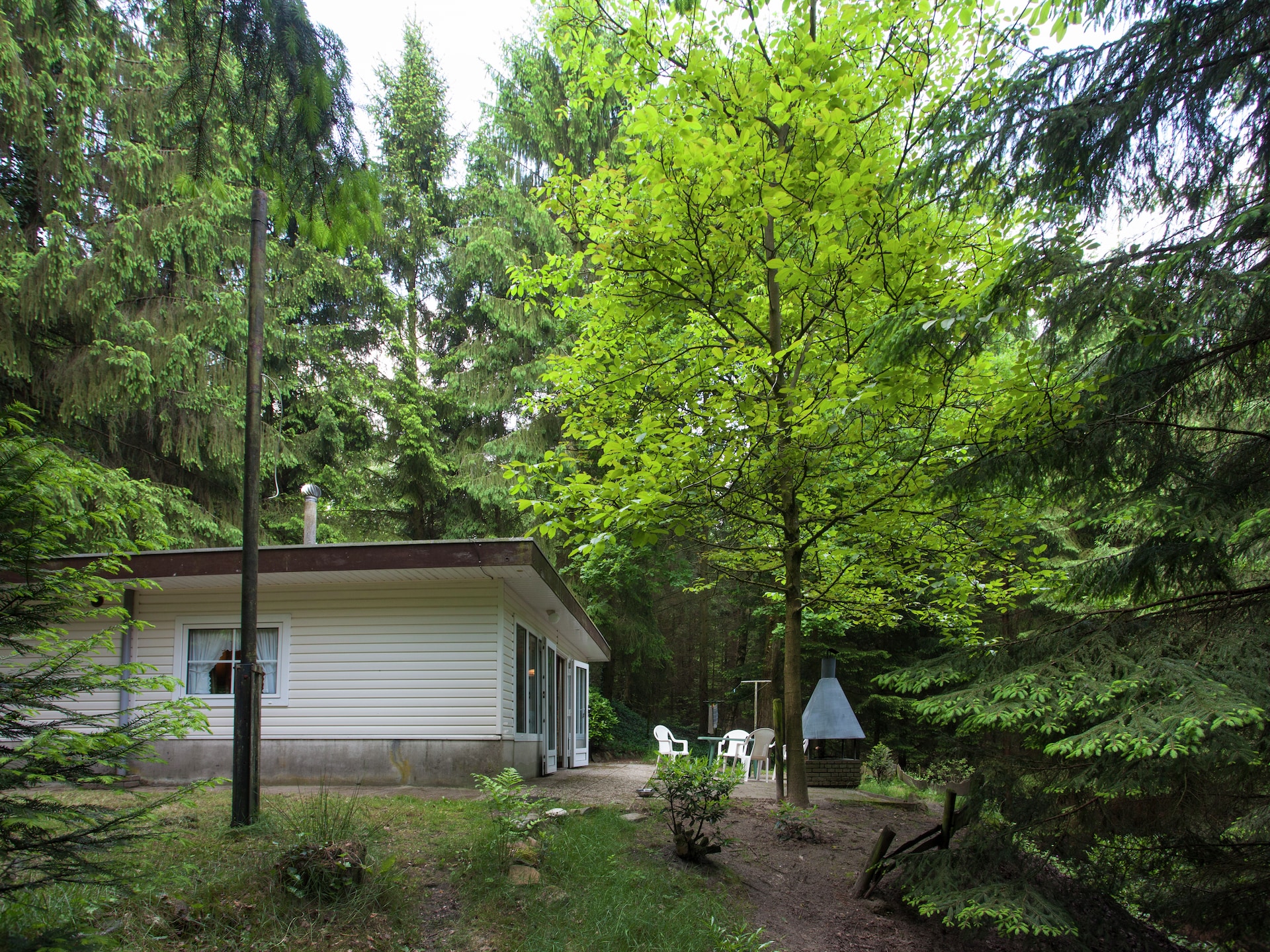 4-persoons chalet met omheinde tuin in Lanklaar - foto 7