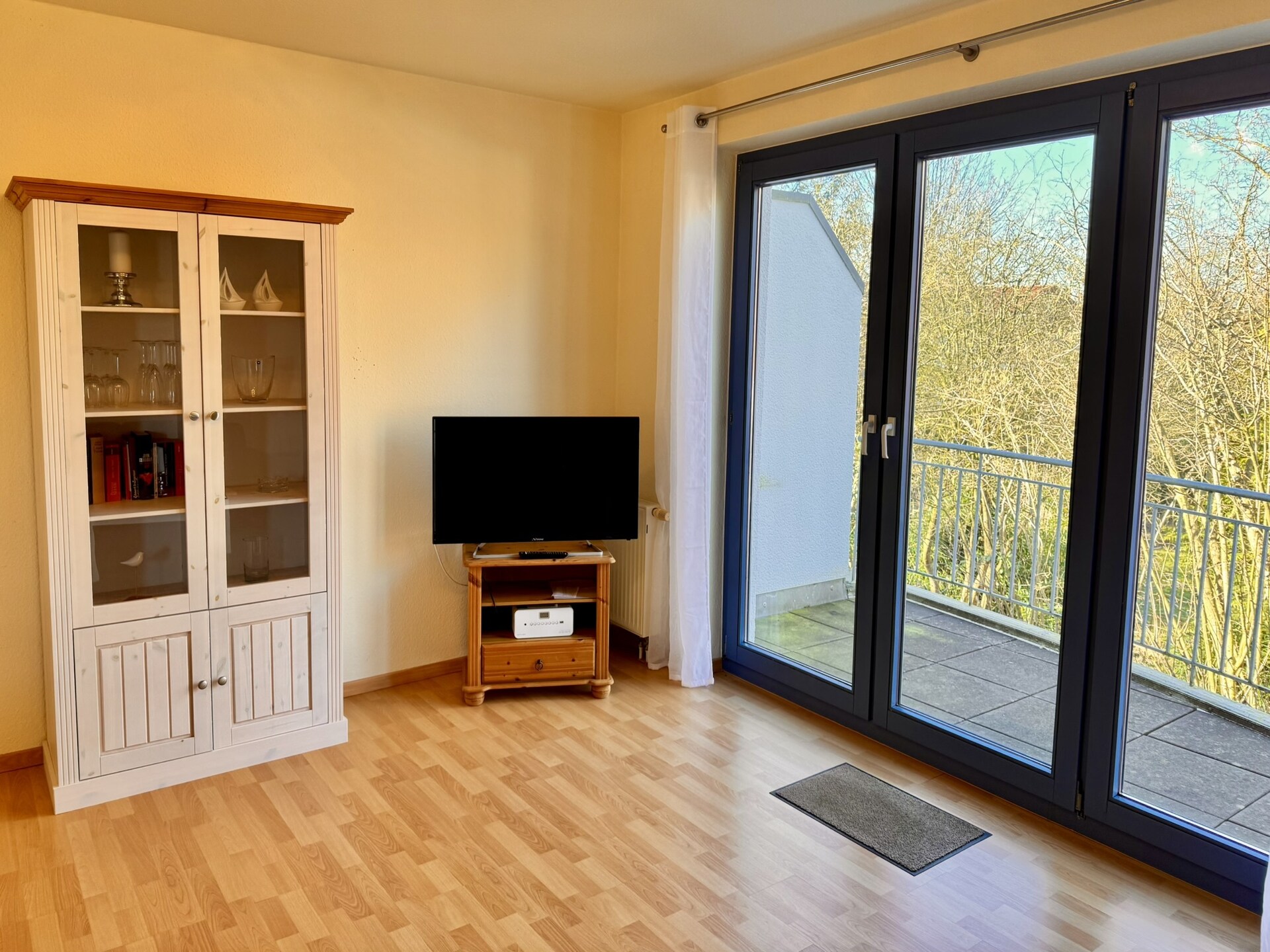 Op 1,3 km van het strand: comfortabel appartement in Burhave - foto 17