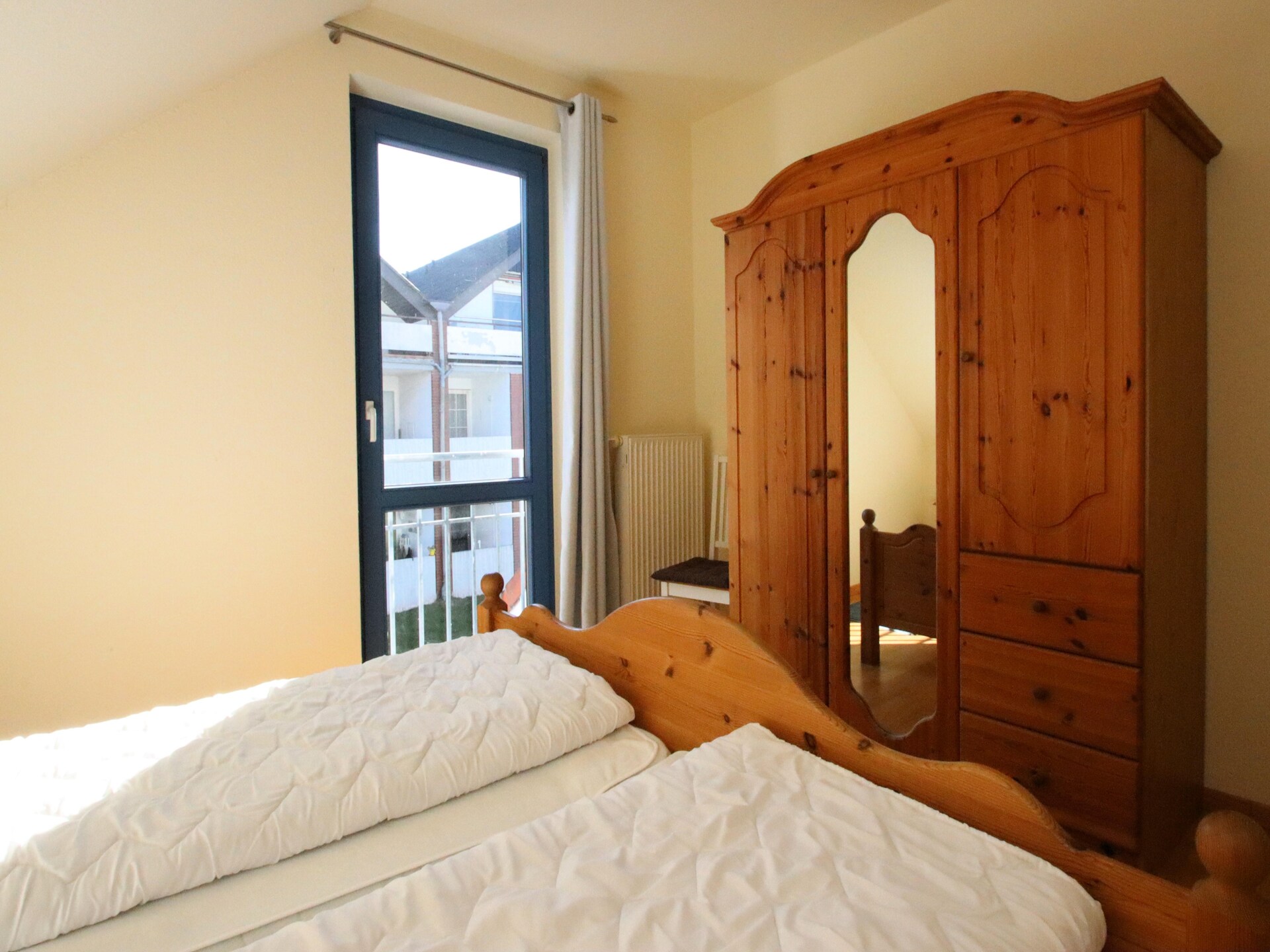 Op 1,3 km van het strand: comfortabel appartement in Burhave - foto 7