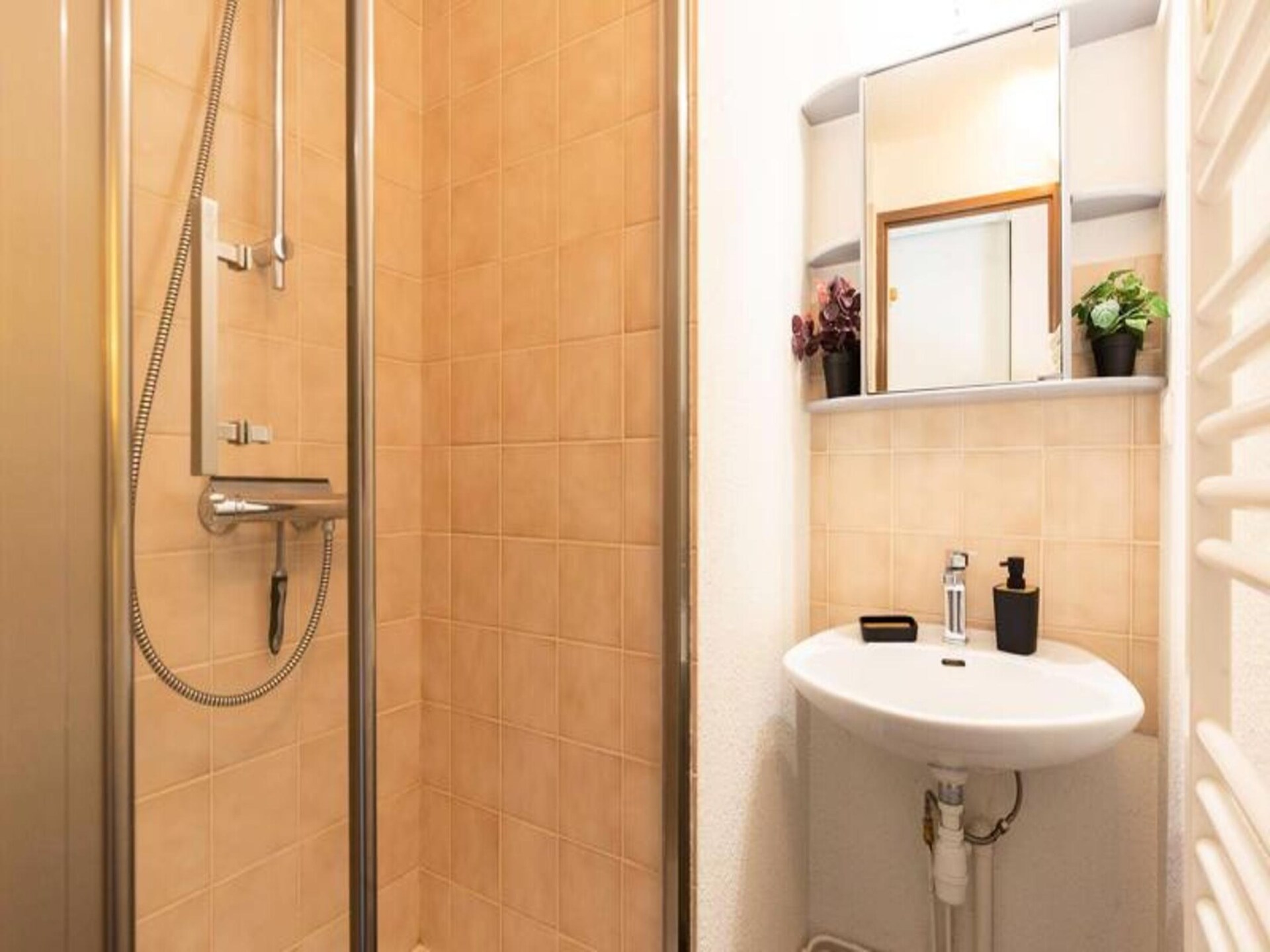 Duplex op het zuiden met bergzicht, vlakbij gondel en thermen - foto 22