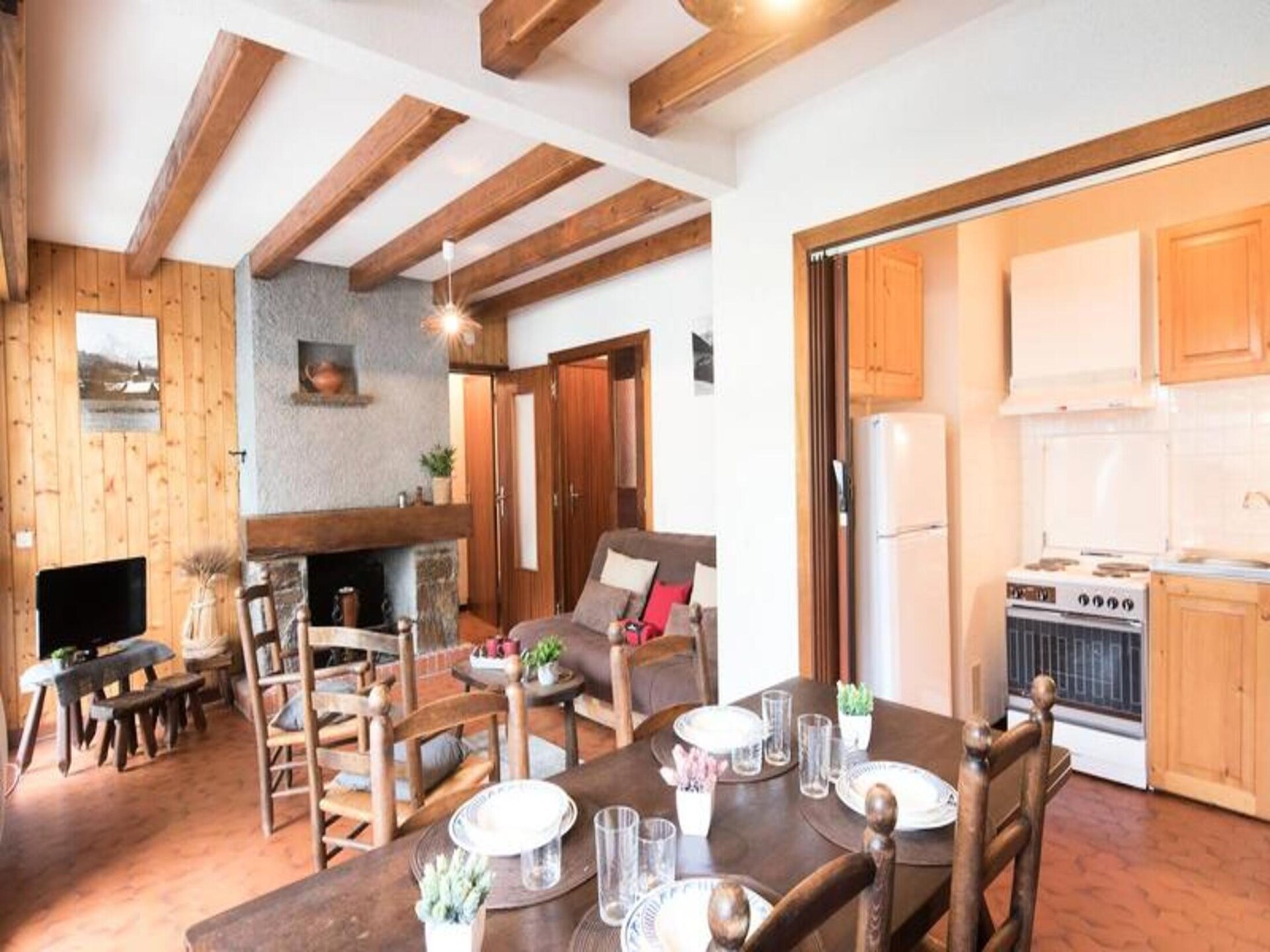 Zonnig appartement op loopafstand van de thermen en gondel in Saint Lary - foto 4