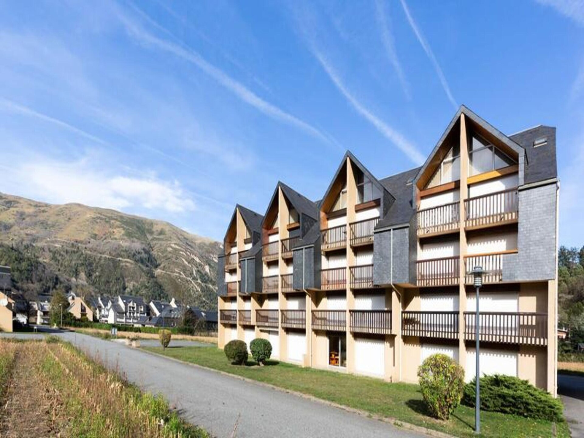 Knus appartement 6p met tuin en Pyreneeënzicht in Saint Lary - foto 1