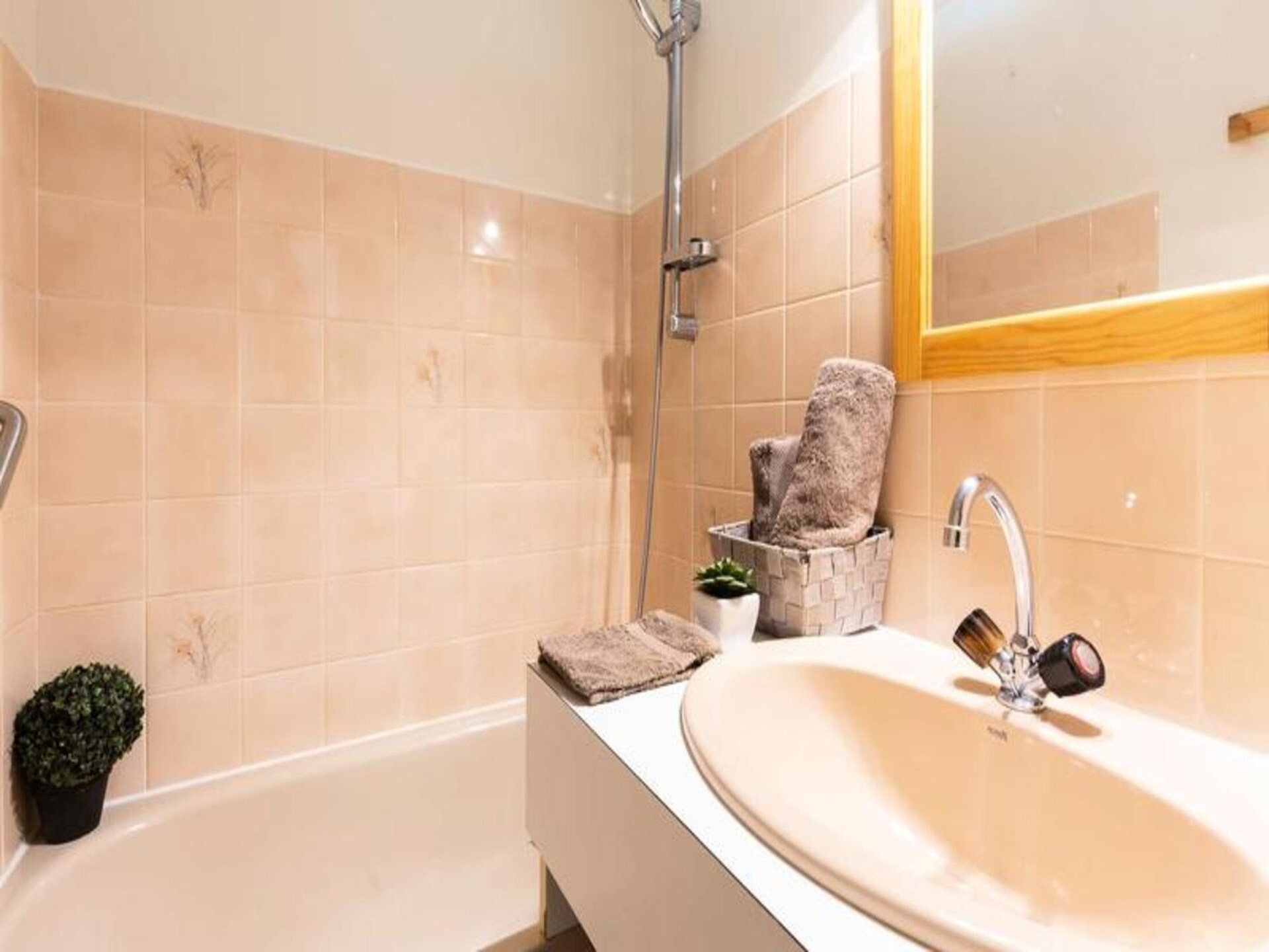 Knus appartement 6p met tuin en Pyreneeënzicht in Saint Lary - foto 18
