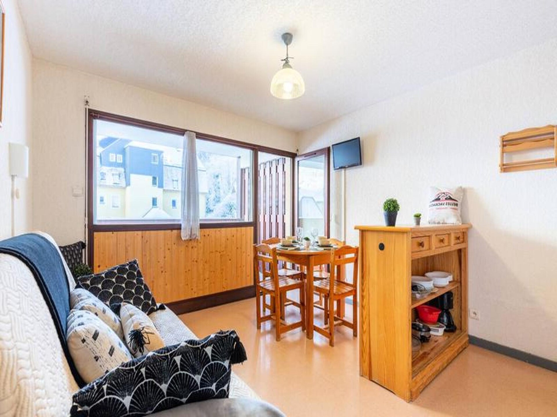 Zonnig appartement voor 6 met balkon, vlakbij de piste in Saint Lary - foto 2