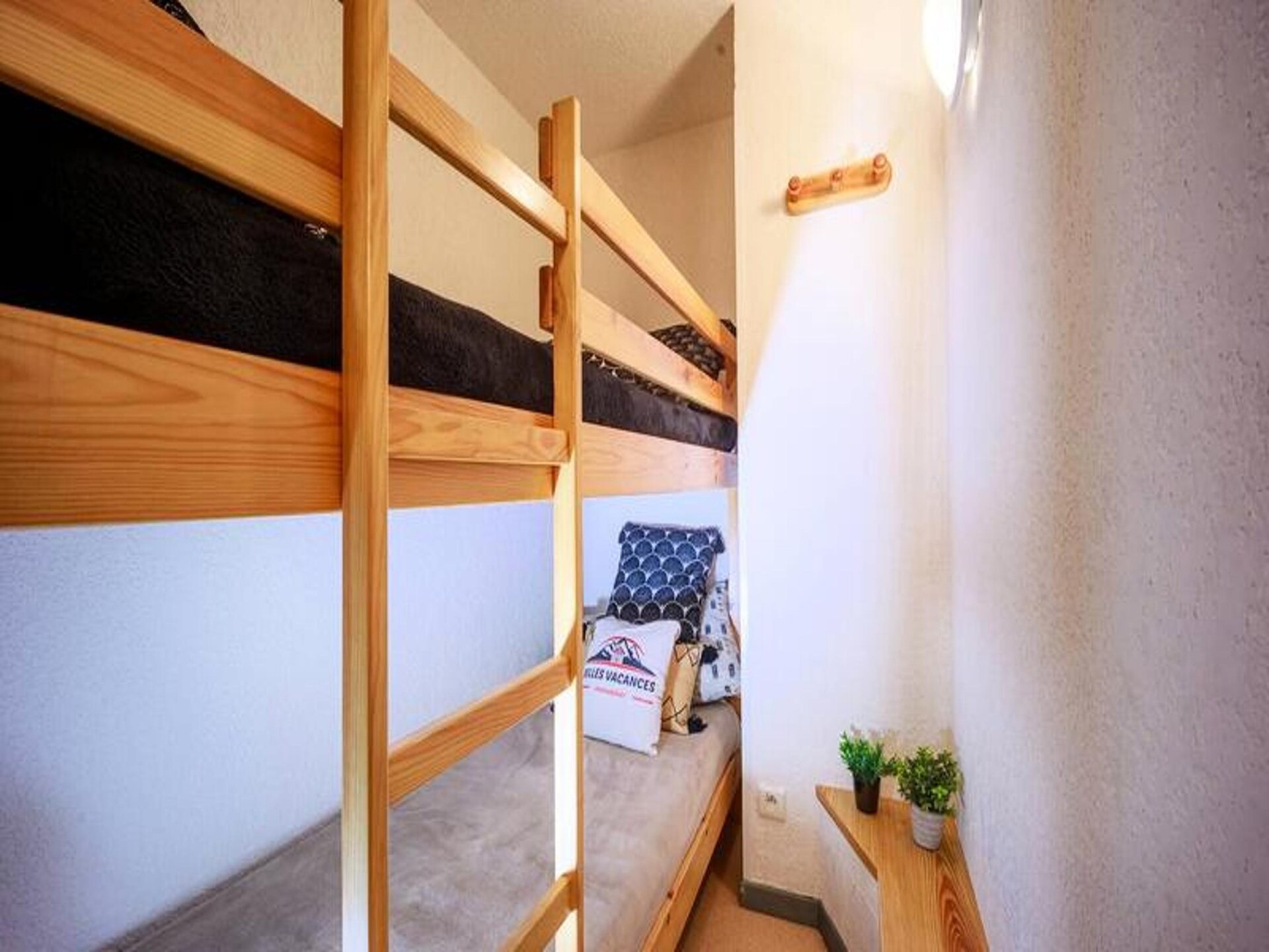 Zonnig appartement voor 6 met balkon, vlakbij de piste in Saint Lary - foto 24
