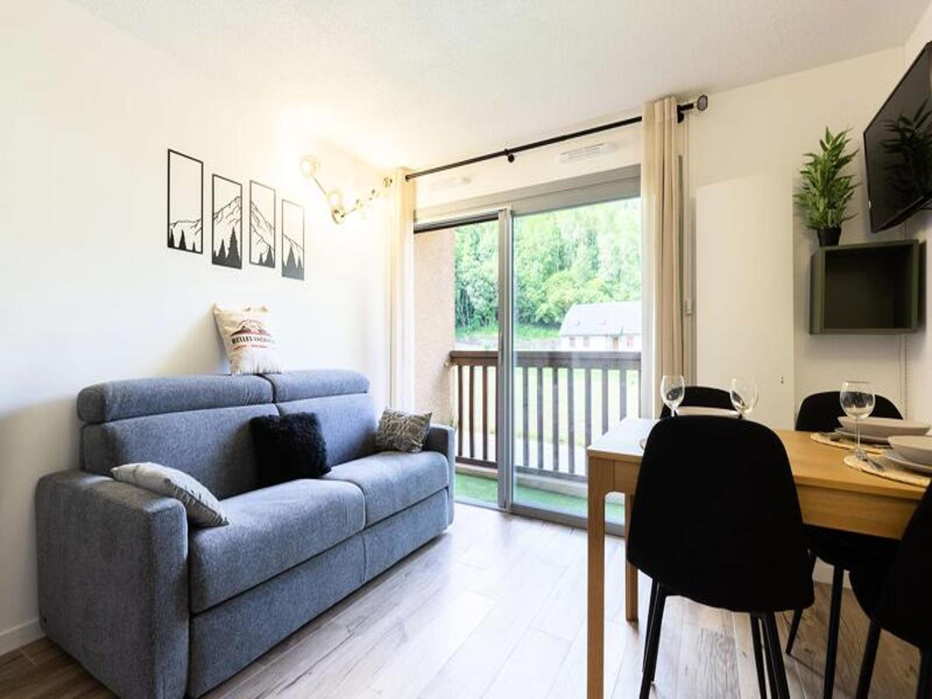 Zonnig appartement op 1e verdieping met panoramisch uitzicht op de Pyreneeën - foto 11