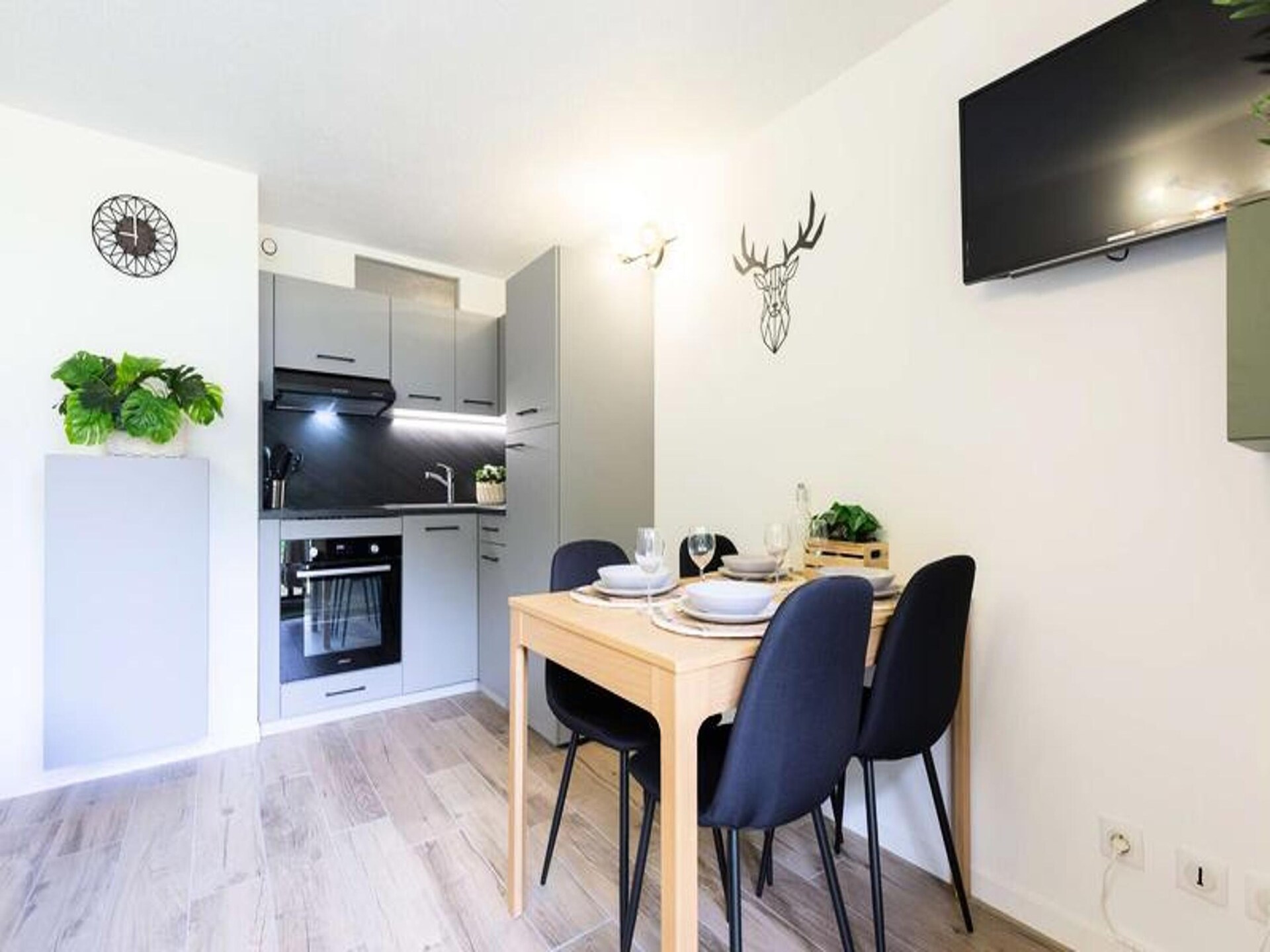Zonnig appartement op 1e verdieping met panoramisch uitzicht op de Pyreneeën - foto 13