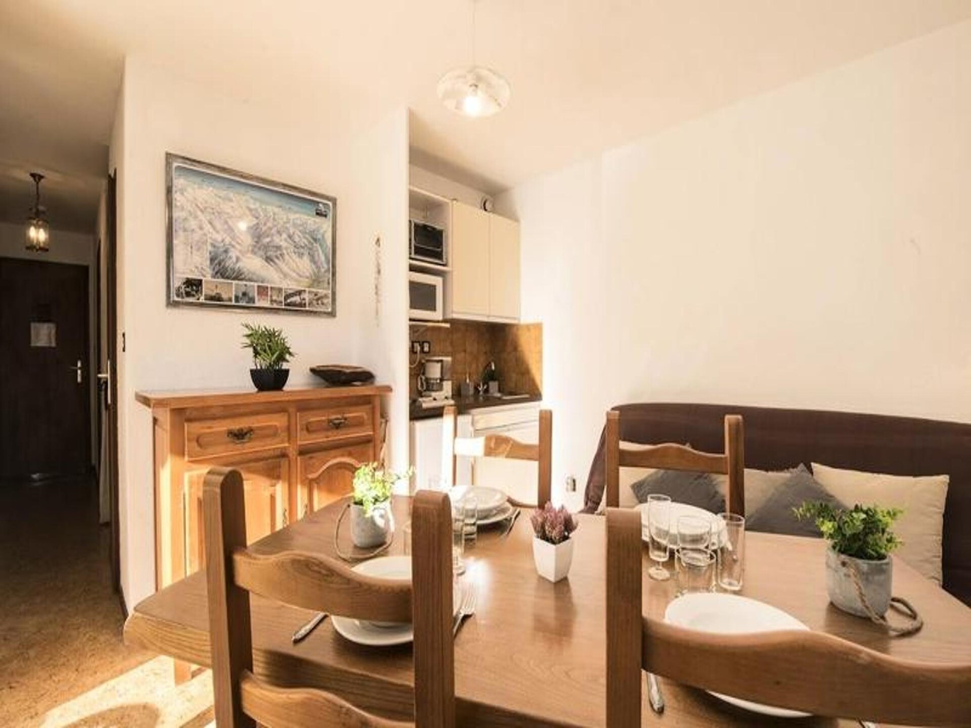 Knus appartement op 1e verdieping met balkon, vlakbij centrum Saint-Lary - foto 3
