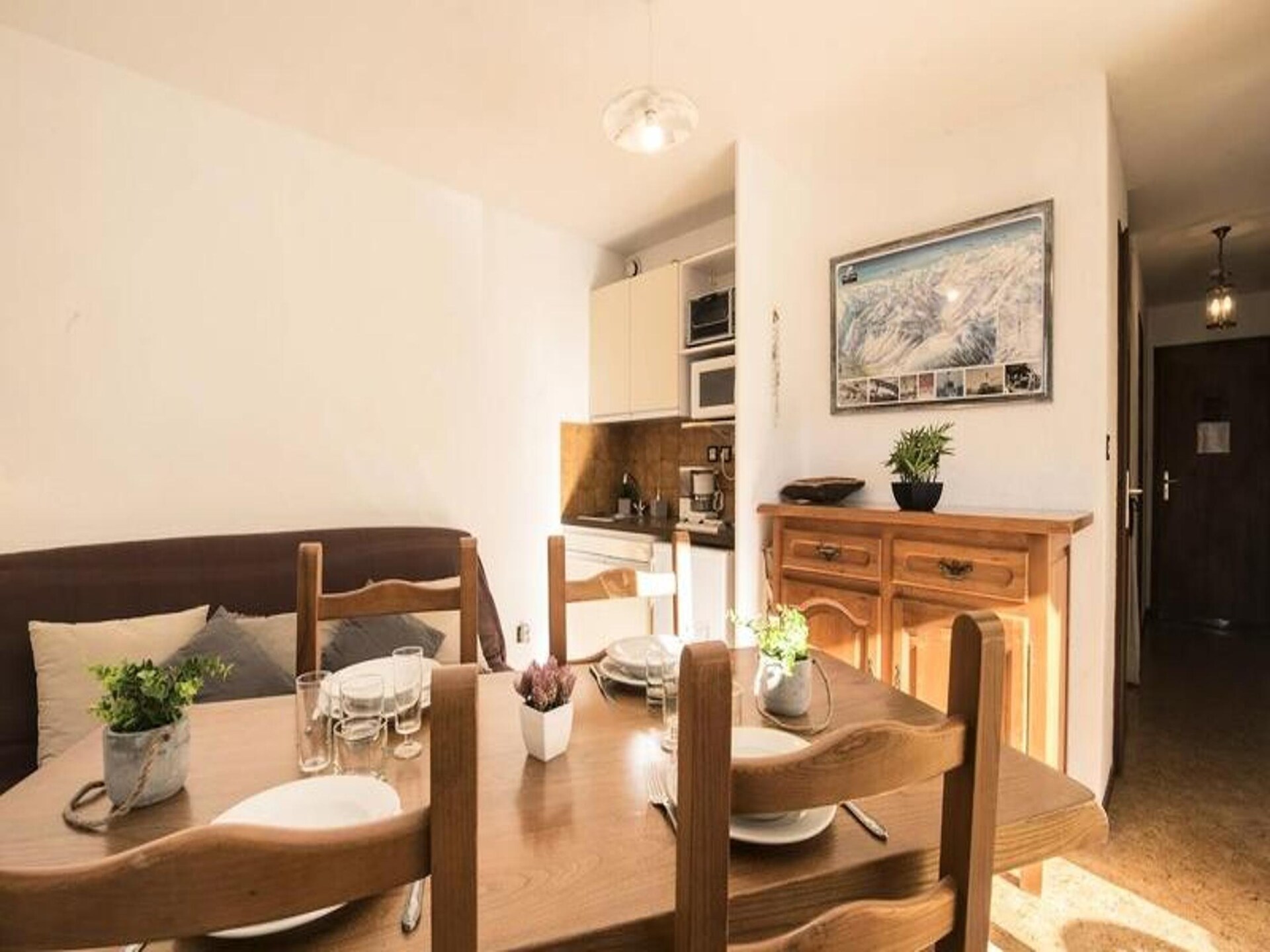 Knus appartement op 1e verdieping met balkon, vlakbij centrum Saint-Lary - foto 8