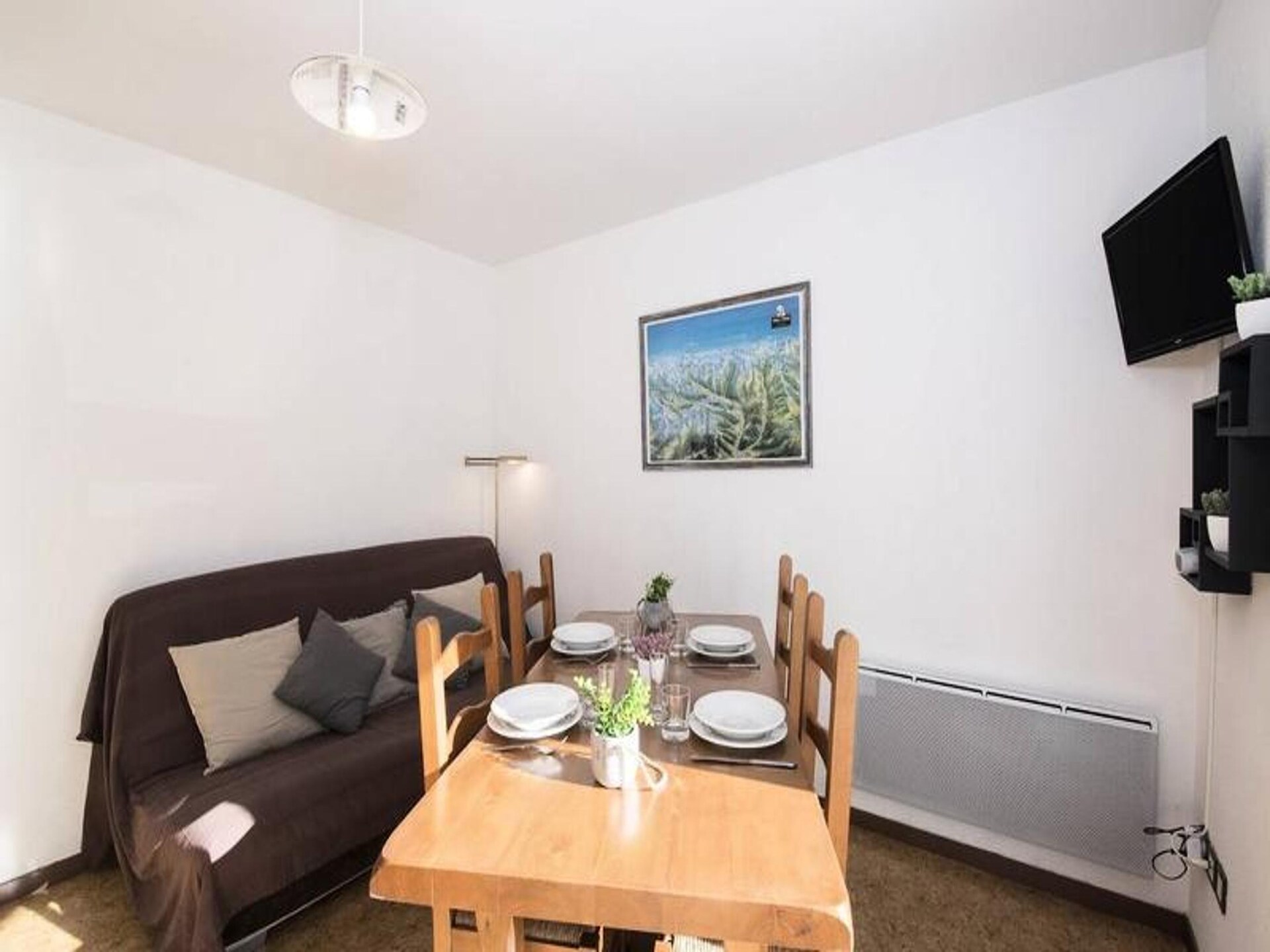 Knus appartement op 1e verdieping met balkon, vlakbij centrum Saint-Lary - foto 7