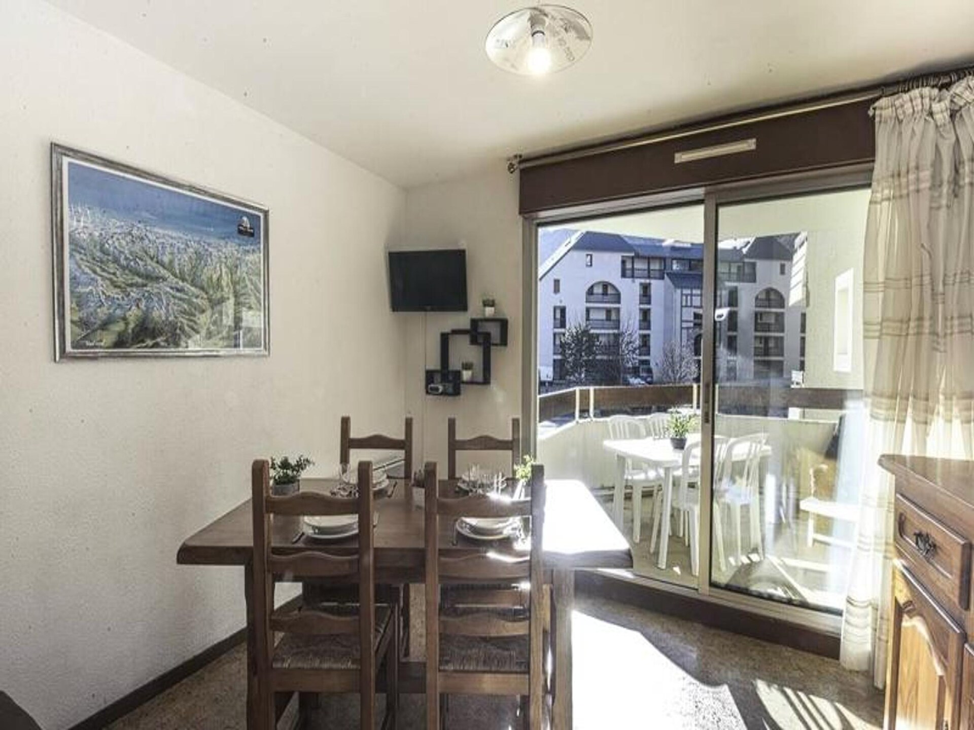 Knus appartement op 1e verdieping met balkon, vlakbij centrum Saint-Lary - foto 12