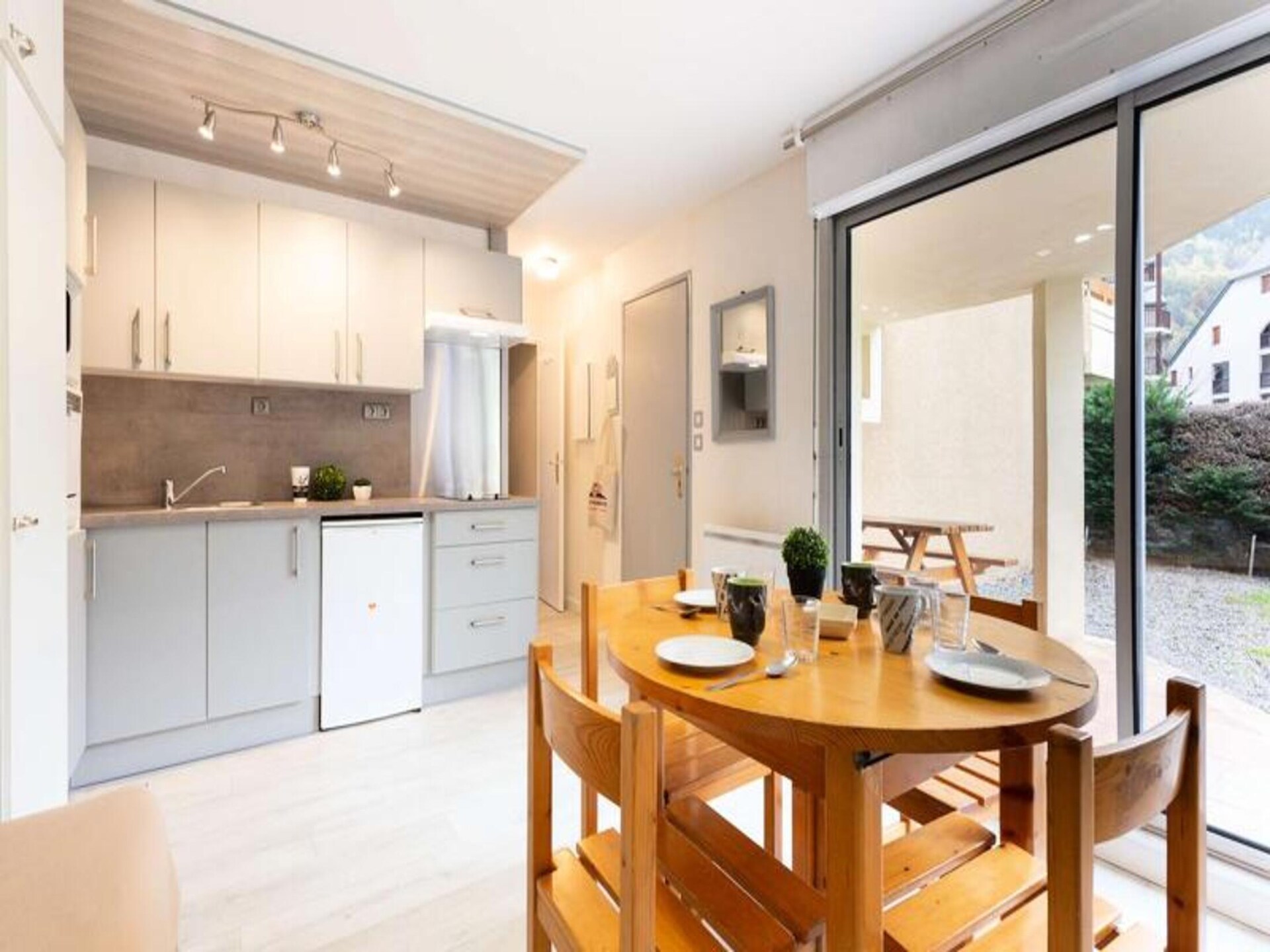 Knus appartement op zuiden met terras, vlakbij thermen en gondel - foto 1