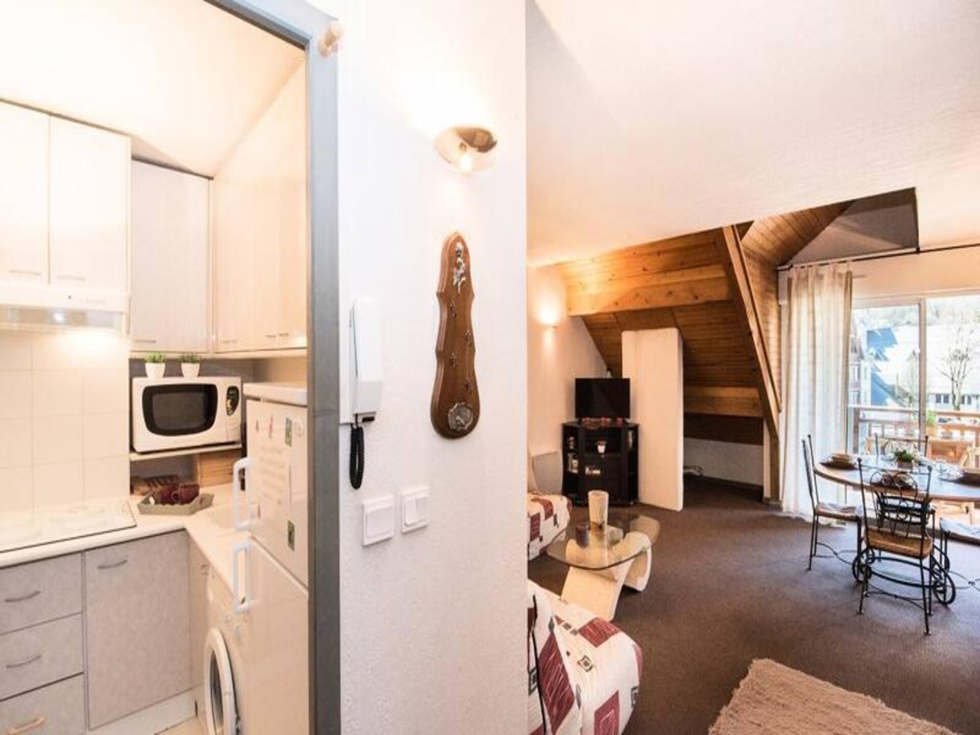 Zonnig appartement op het zuiden met balkon, vlakbij de pistes in St Lary - foto 6