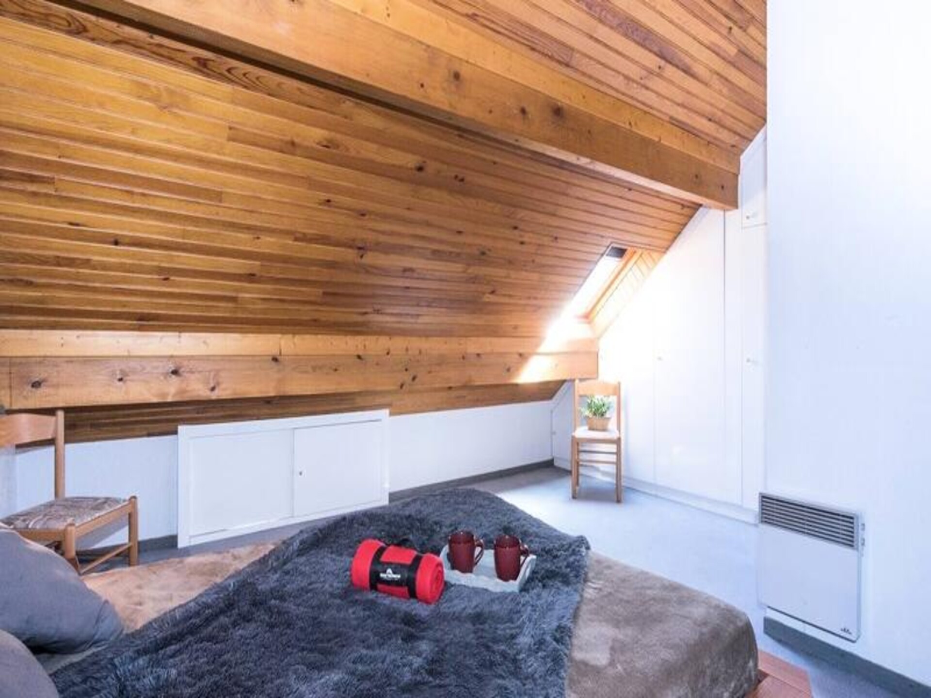 Zonnig appartement op het zuiden met balkon, vlakbij de pistes in St Lary - foto 8