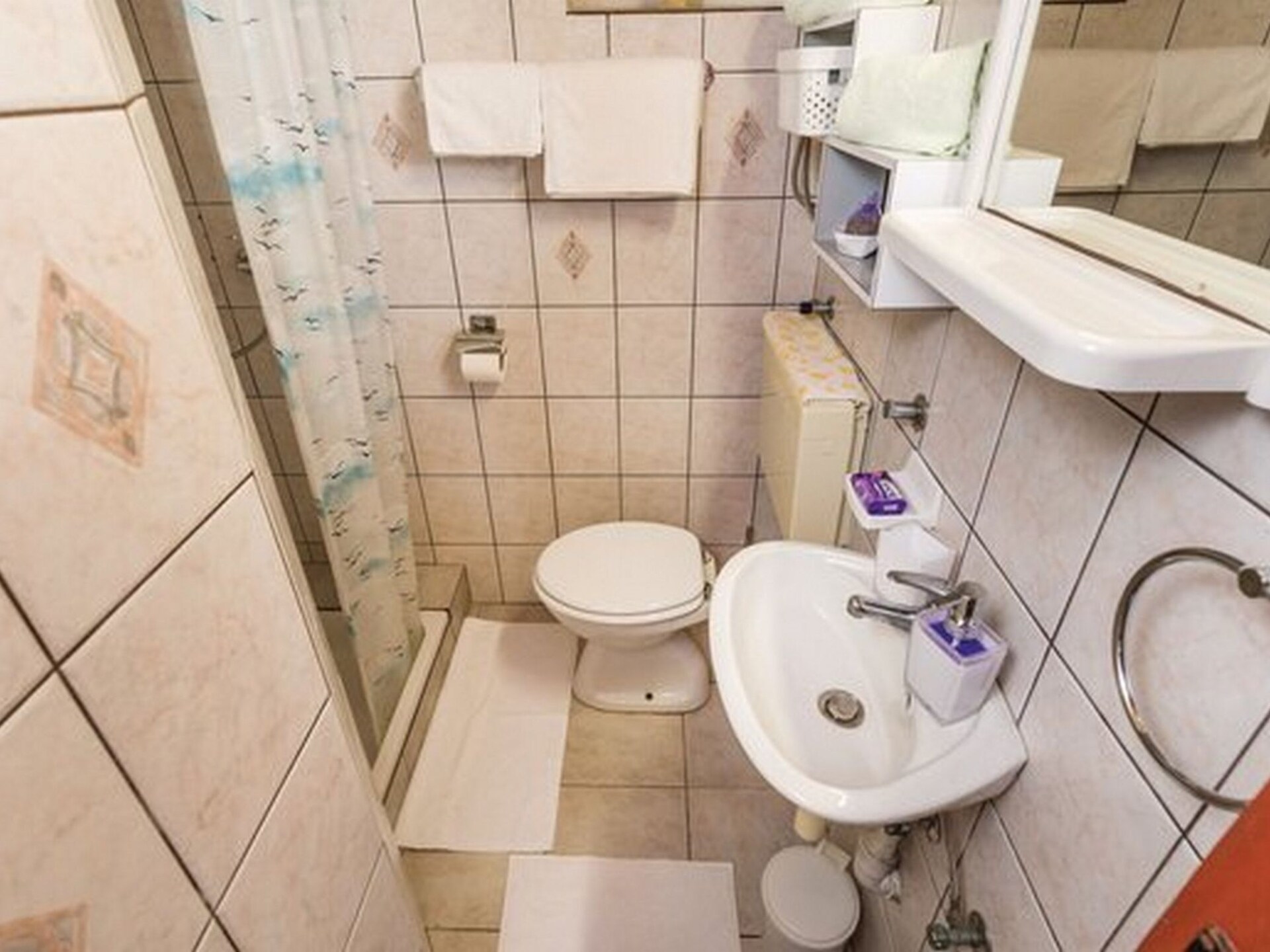 Knus appartement voor 4 op 500 meter van het strand in Povljana, Pag - foto 8